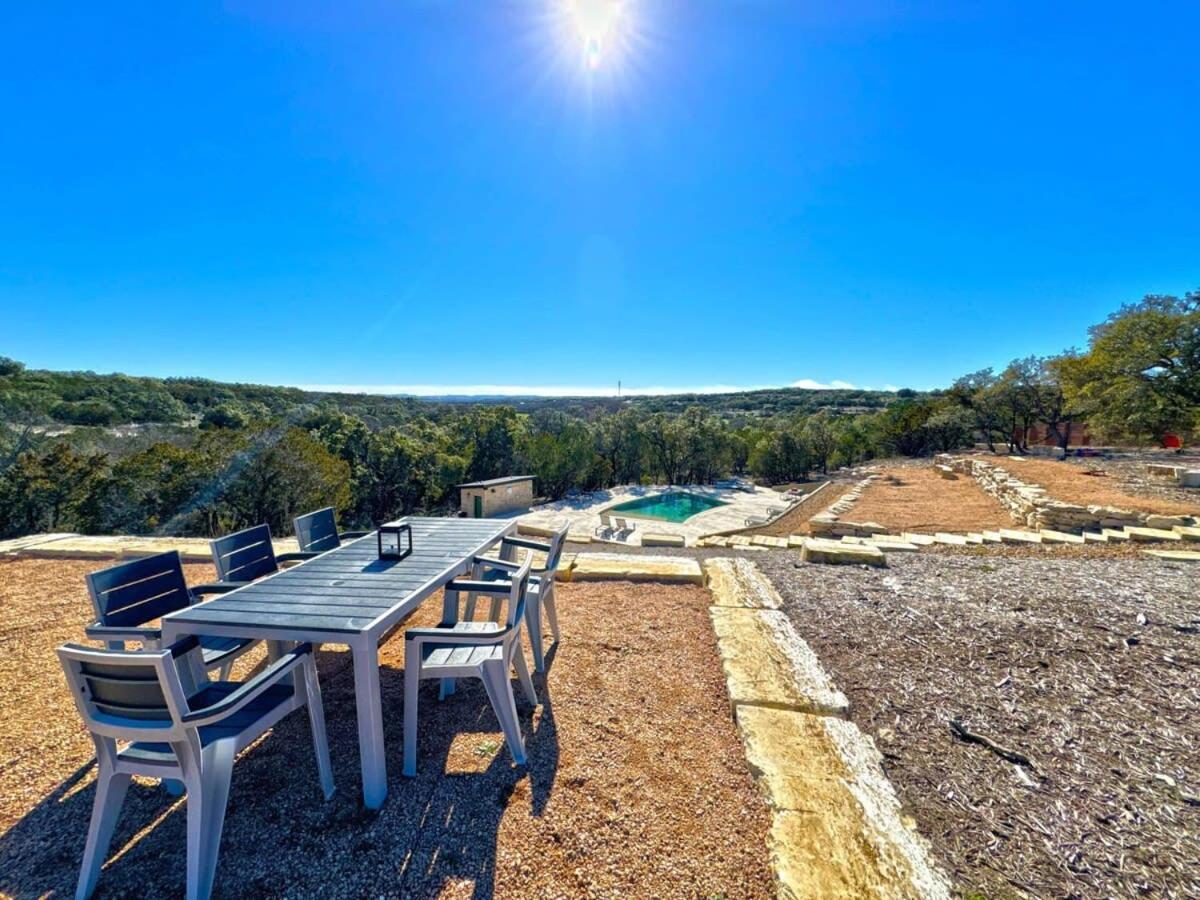 Starlight Horizon Cabin F - Pet-Friendly Texas Hill Country Cabin Near Canyon Lake - Pool, Stargazing & Group Getaways - Sleeps 8