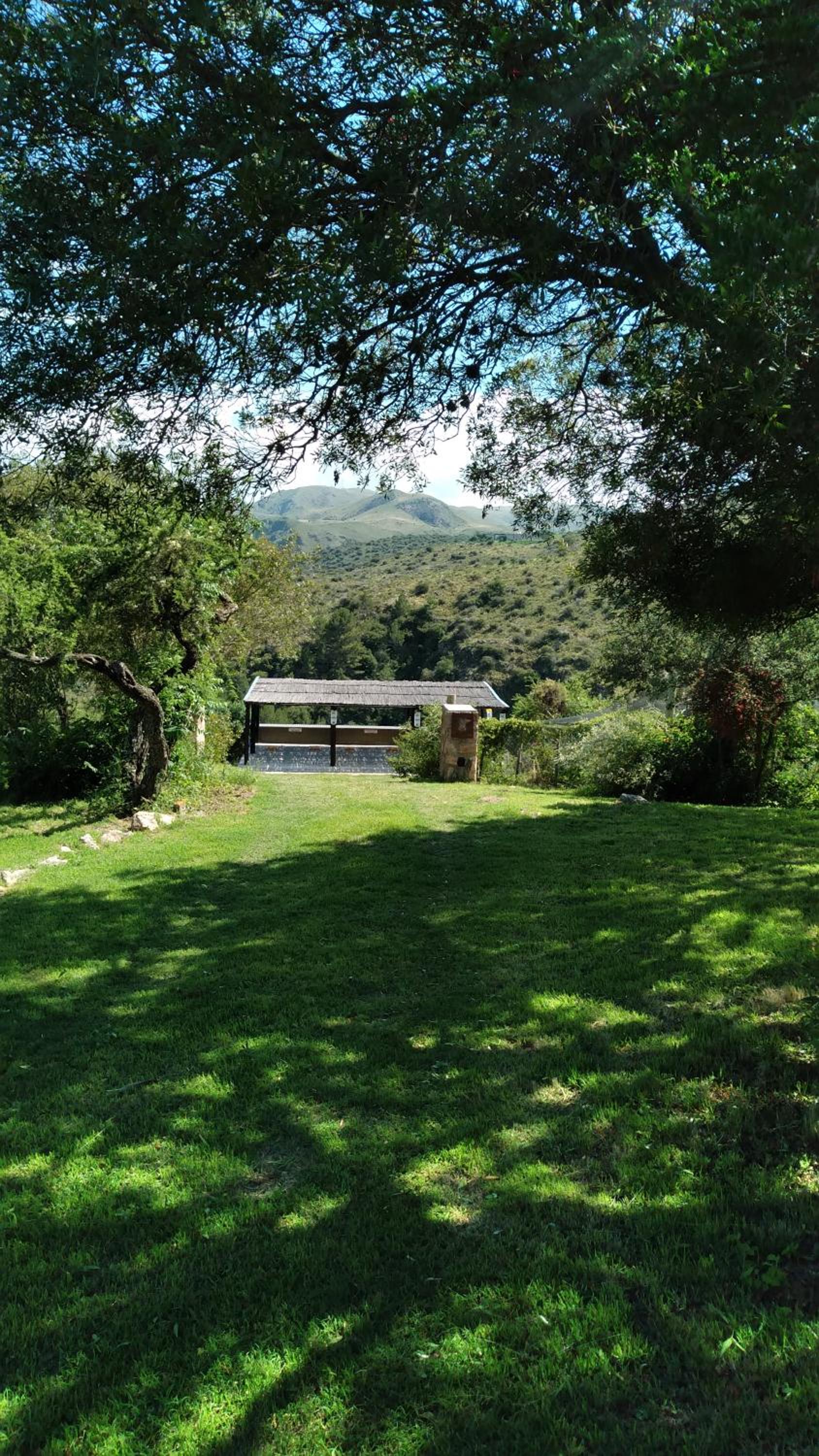 Establecimiento La Soleada suites de campo