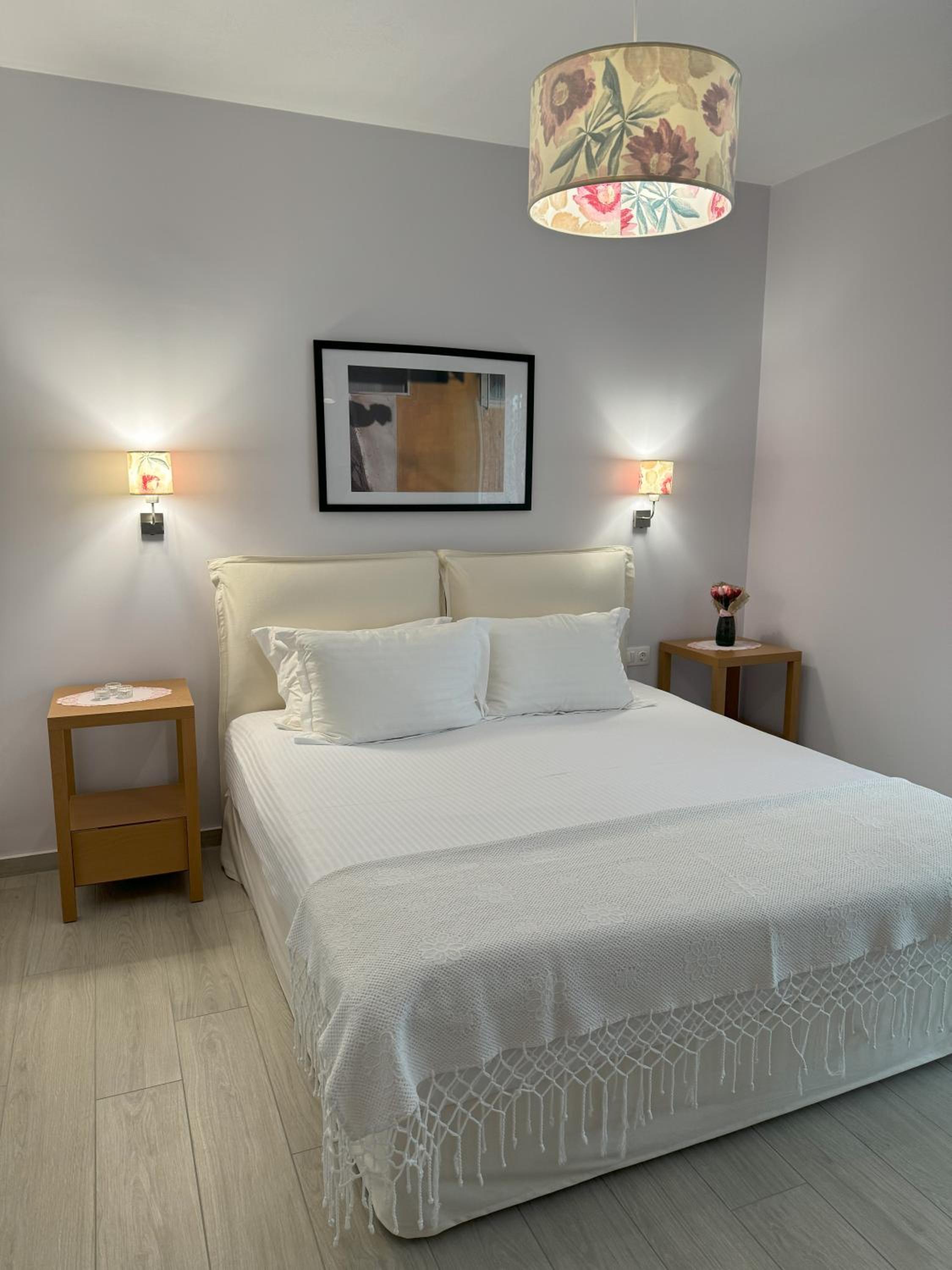 Acra Melia