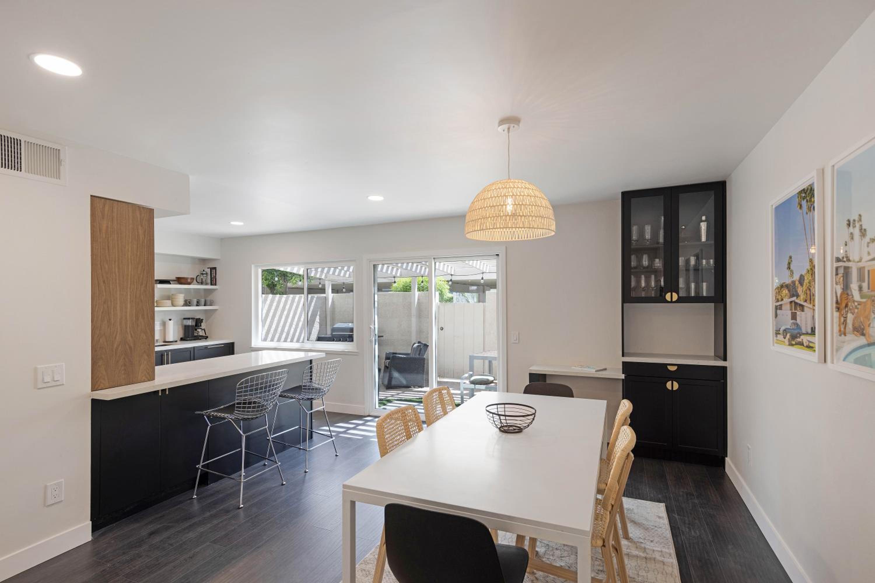 \\Golf and Couples Oasis// Midcentury w/6 Pools Hot Tub view 5