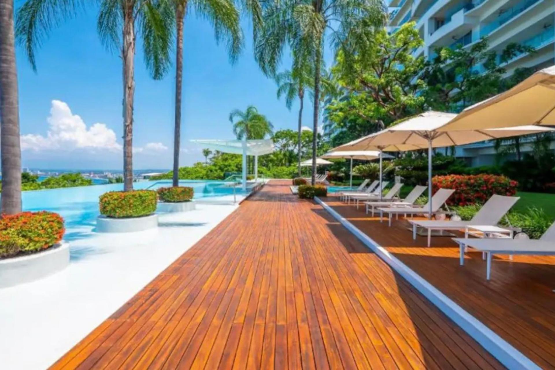 THE BEST OF LUXURY AND THE BEST SEA/SUNSET VIEWS, PRIVILEGED LOCATION view 5