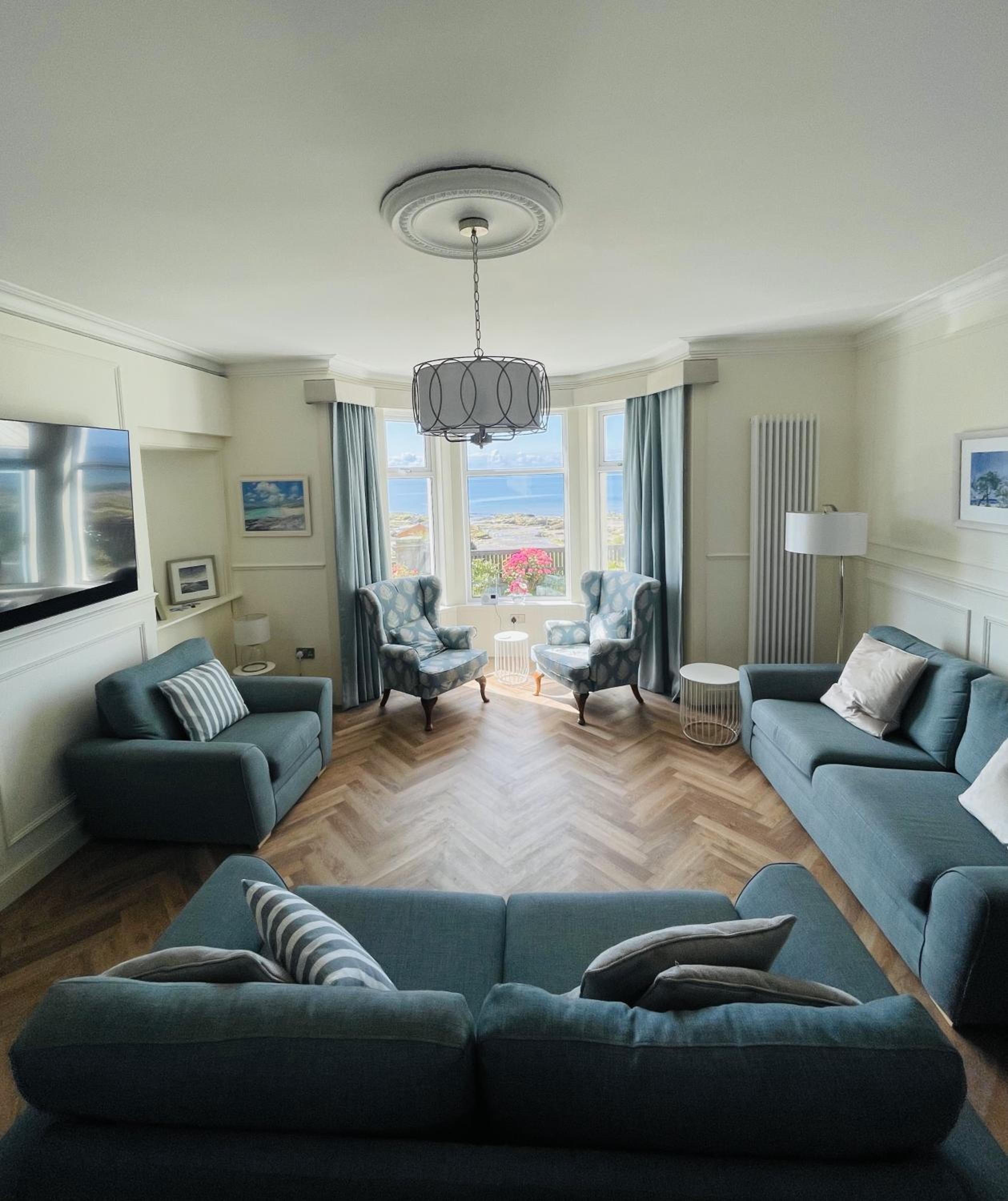 Rollo Villa, 4 bed luxury apartment, superb sea views, Lower Largo, 25 mins to St Andrews view 2
