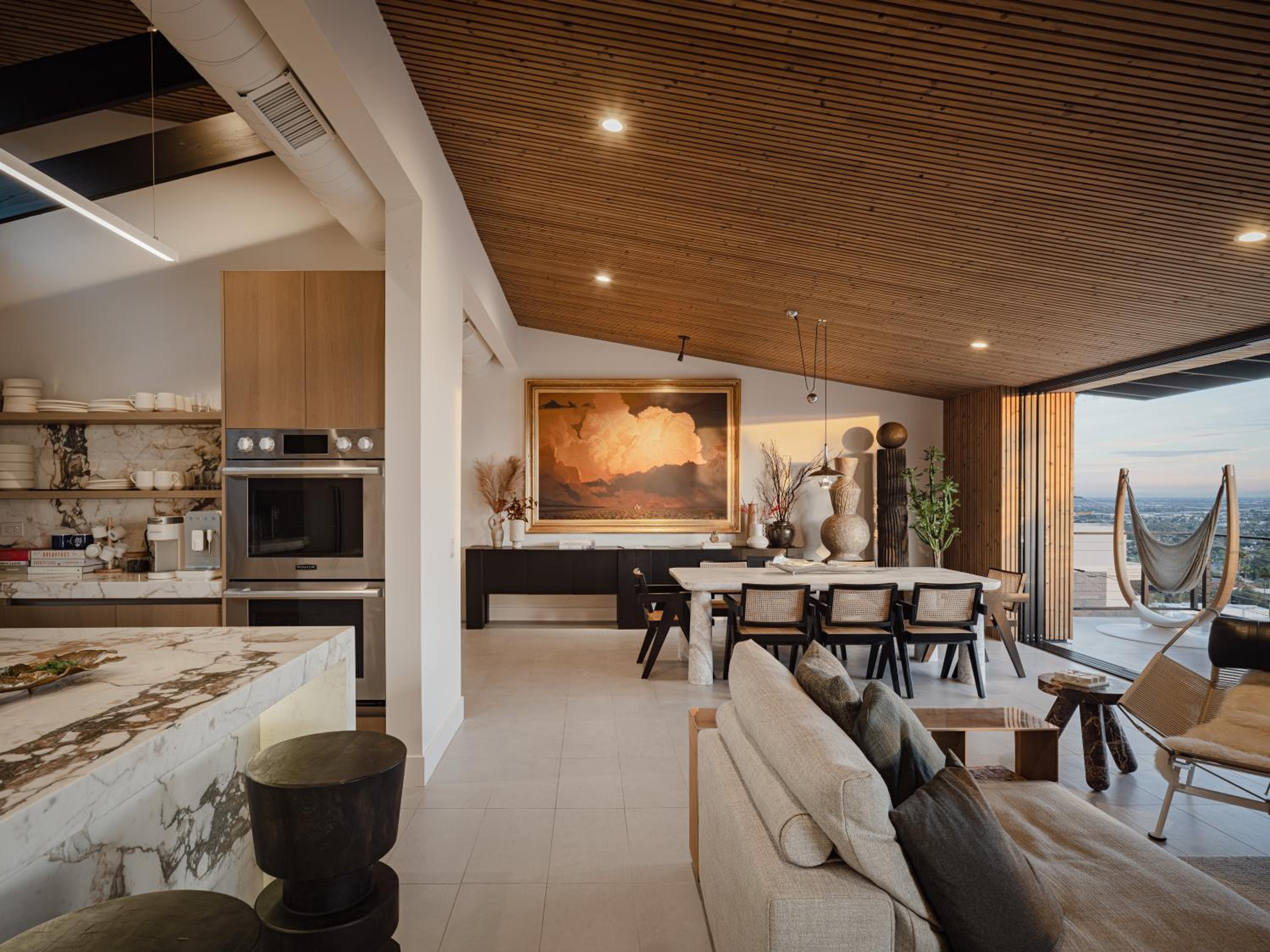 Skyeview - Award-winning Mountaintop Oasis view 4