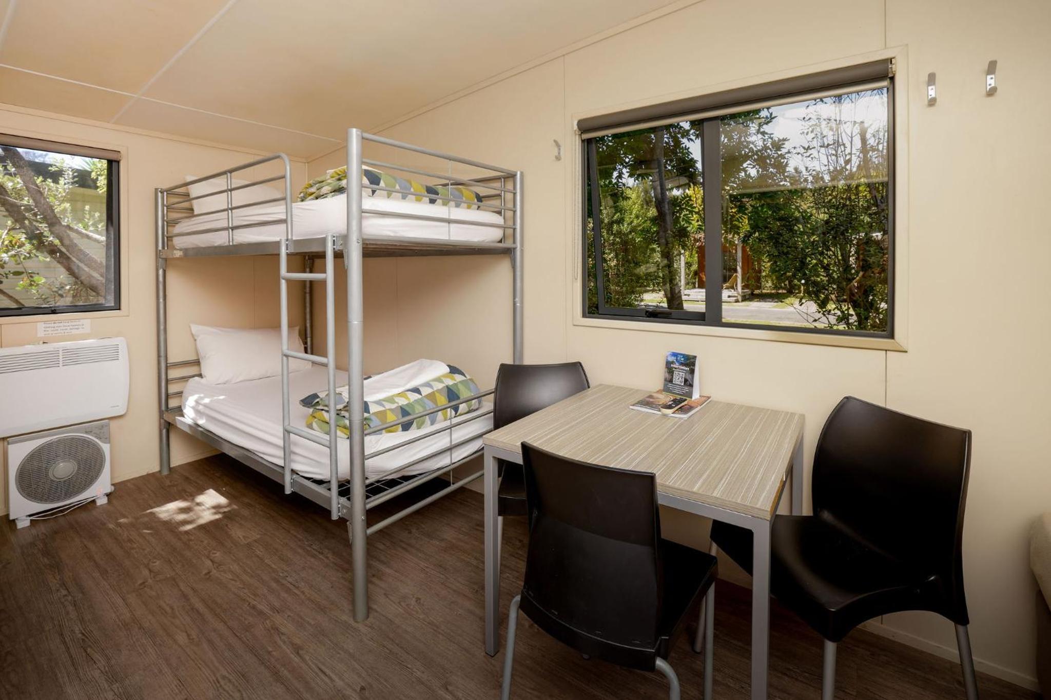 Hot Water Beach TOP 10 Holiday Park