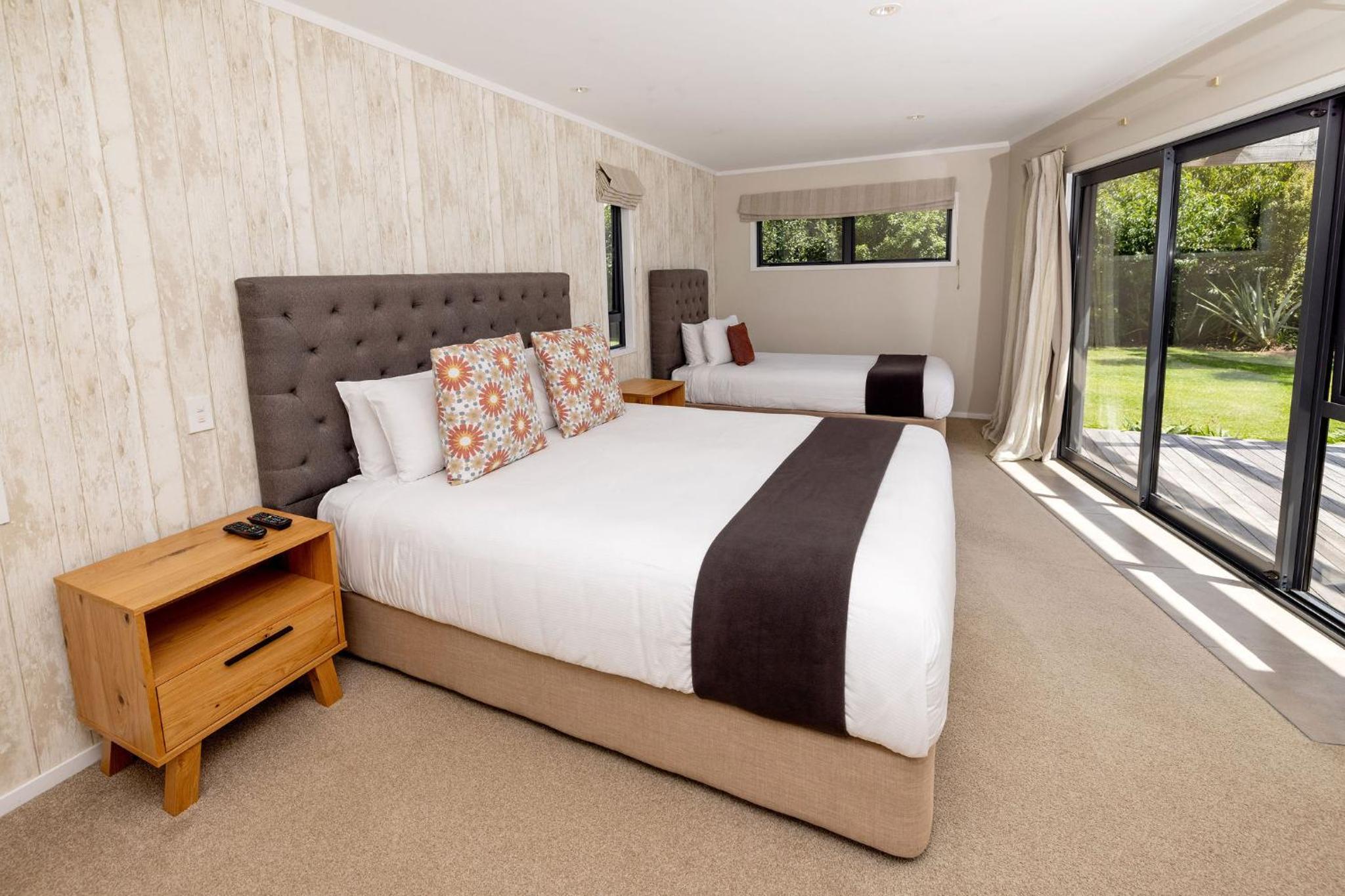 Hot Water Beach TOP 10 Holiday Park