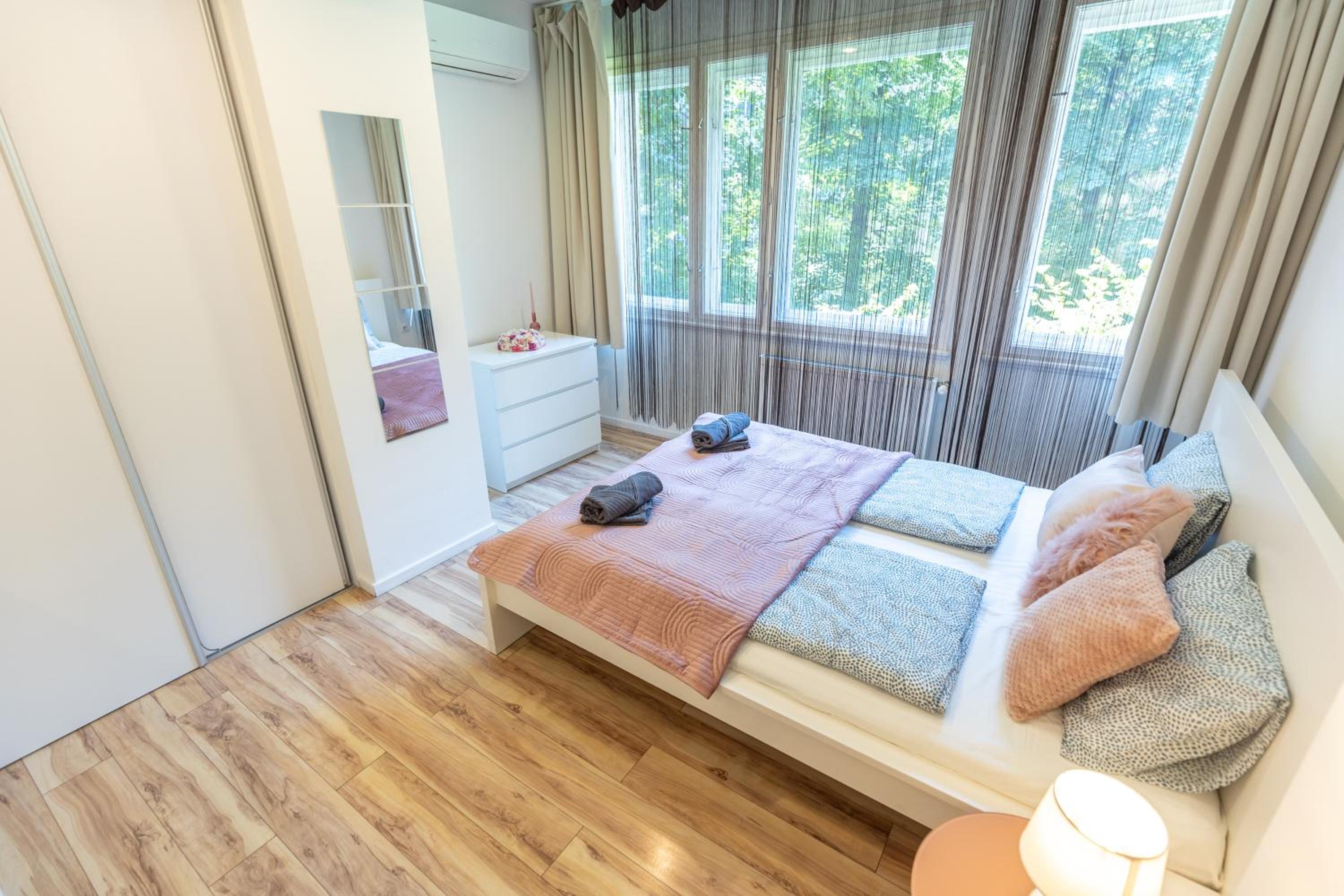Gems of Budapest - Ruby Unit view 3
