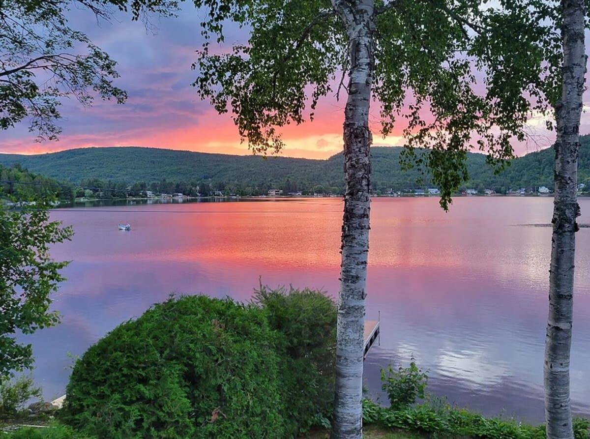 FRONT LAKE hot tub with sunset ski and slide 8p
