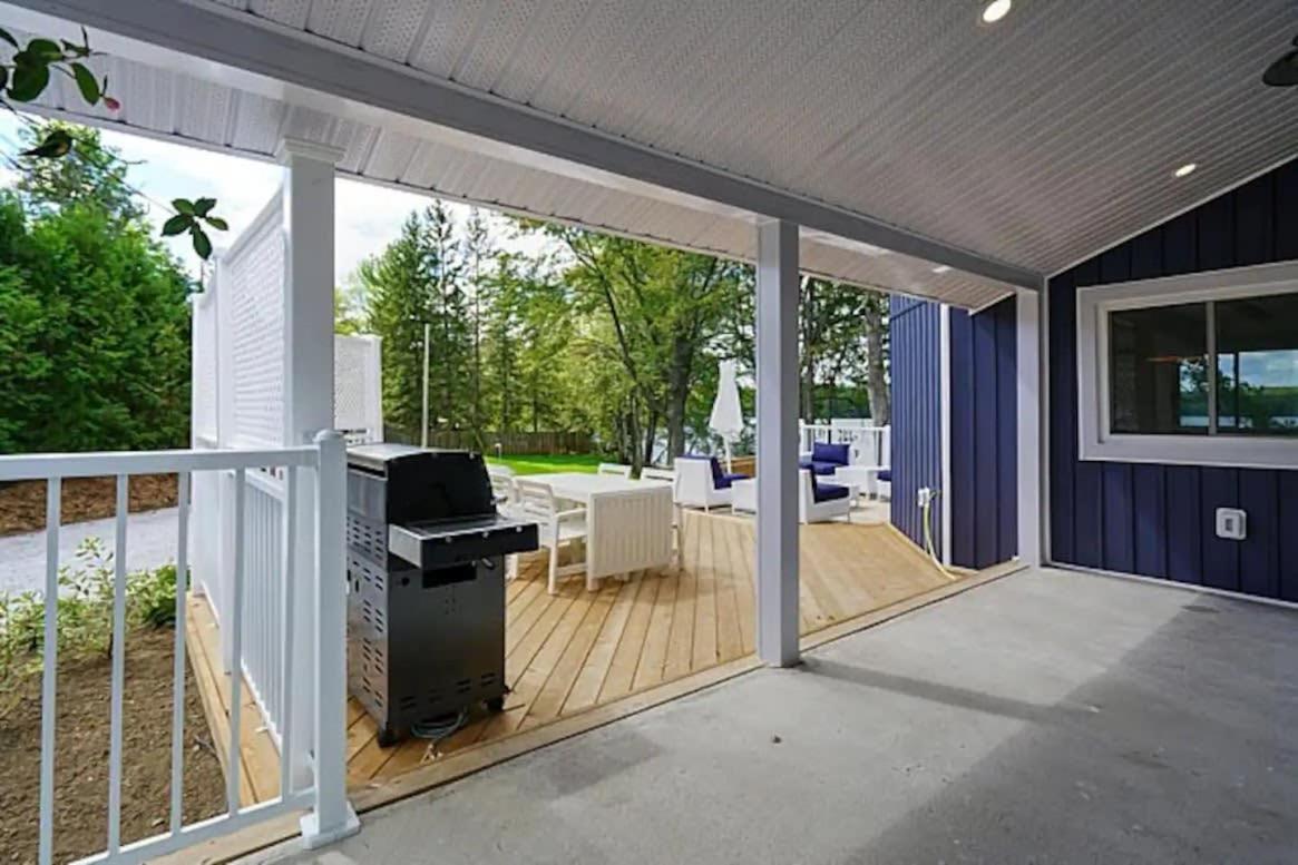 Waterfront Cottage w Sauna on Sharbot Lake
