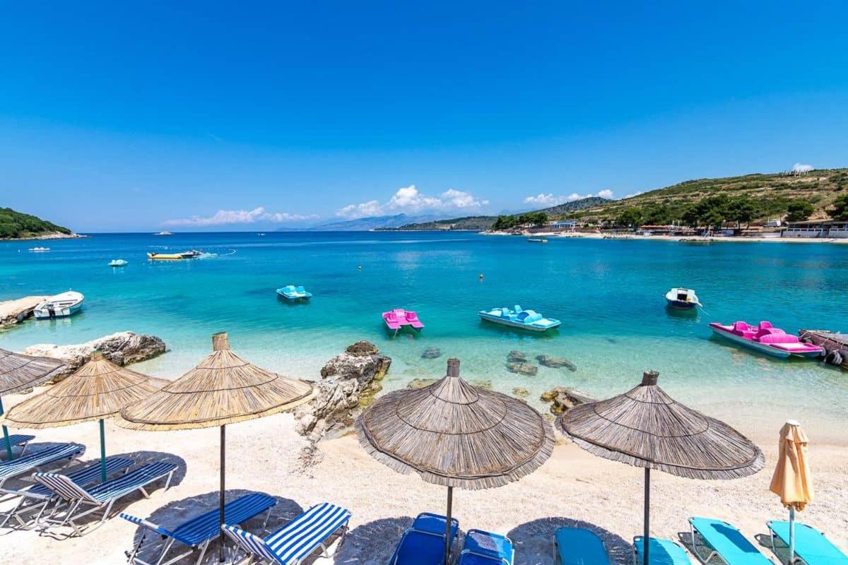 oli golden beach residence
