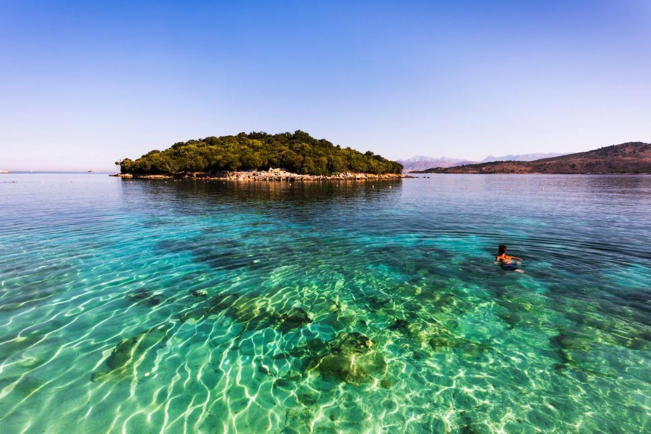 oli golden beach residence