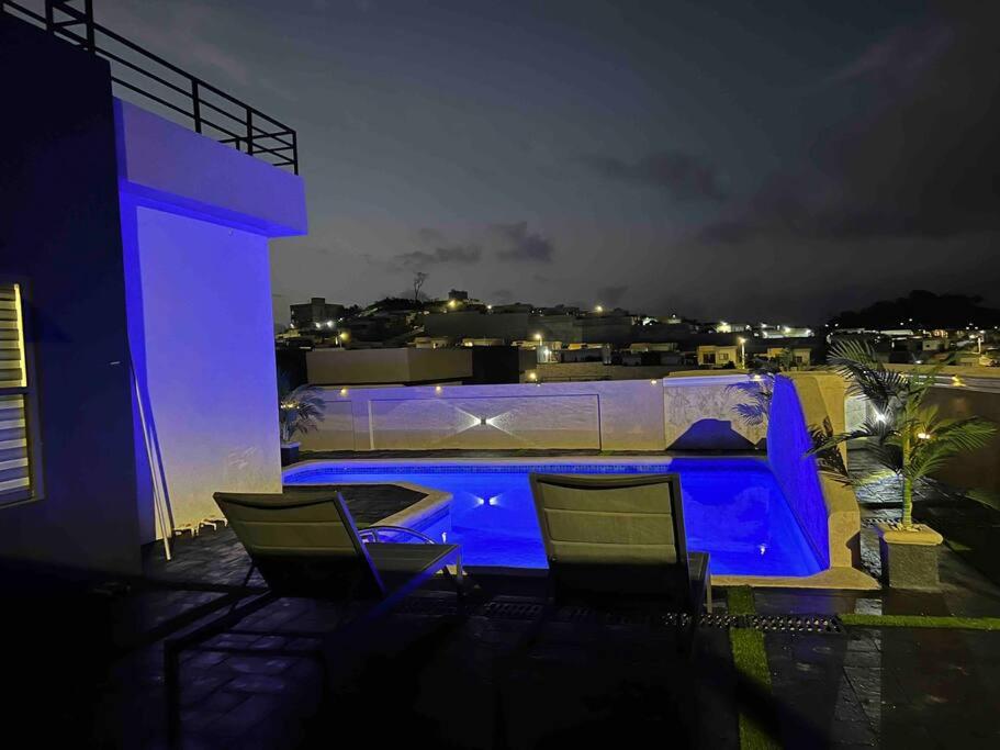 Hideaway Chateau Pyramid Point