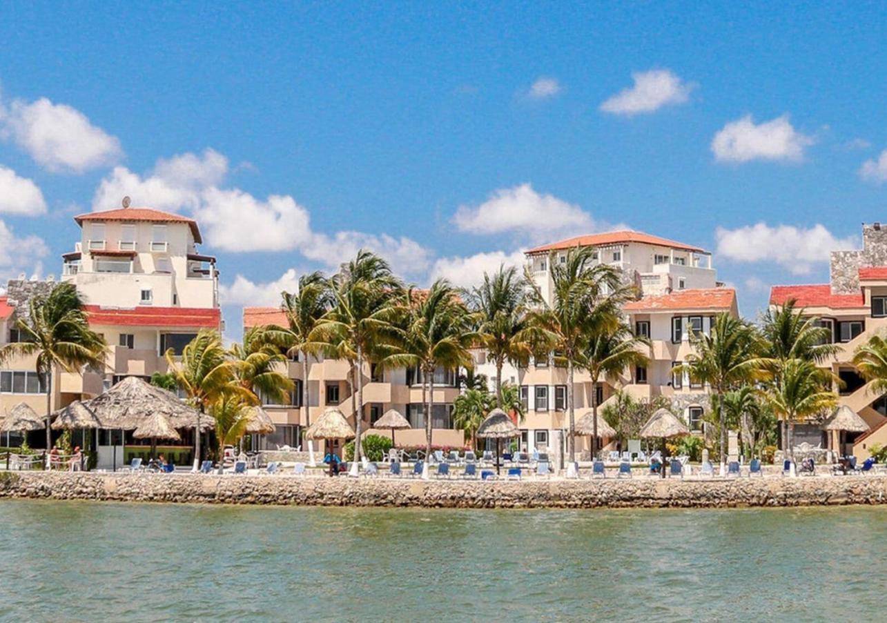 WIVC Coral Mar Resort - Amazing Hotel Zone & Lagoon Views, Enjoy the Tropical Breeze