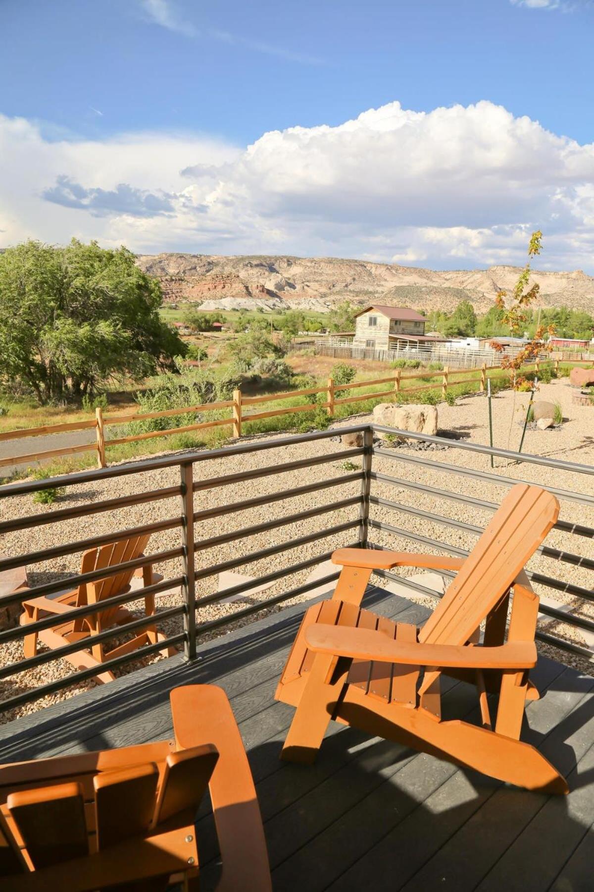 Escalante Escapes Moon Lily- Bunk Escape view 2