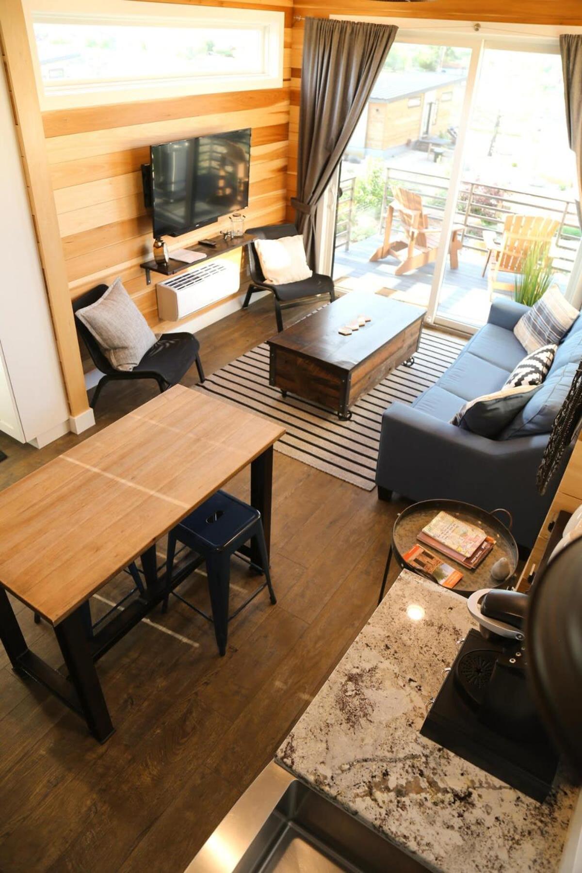 Escalante Escapes Barrel Cactus - Loft Escape