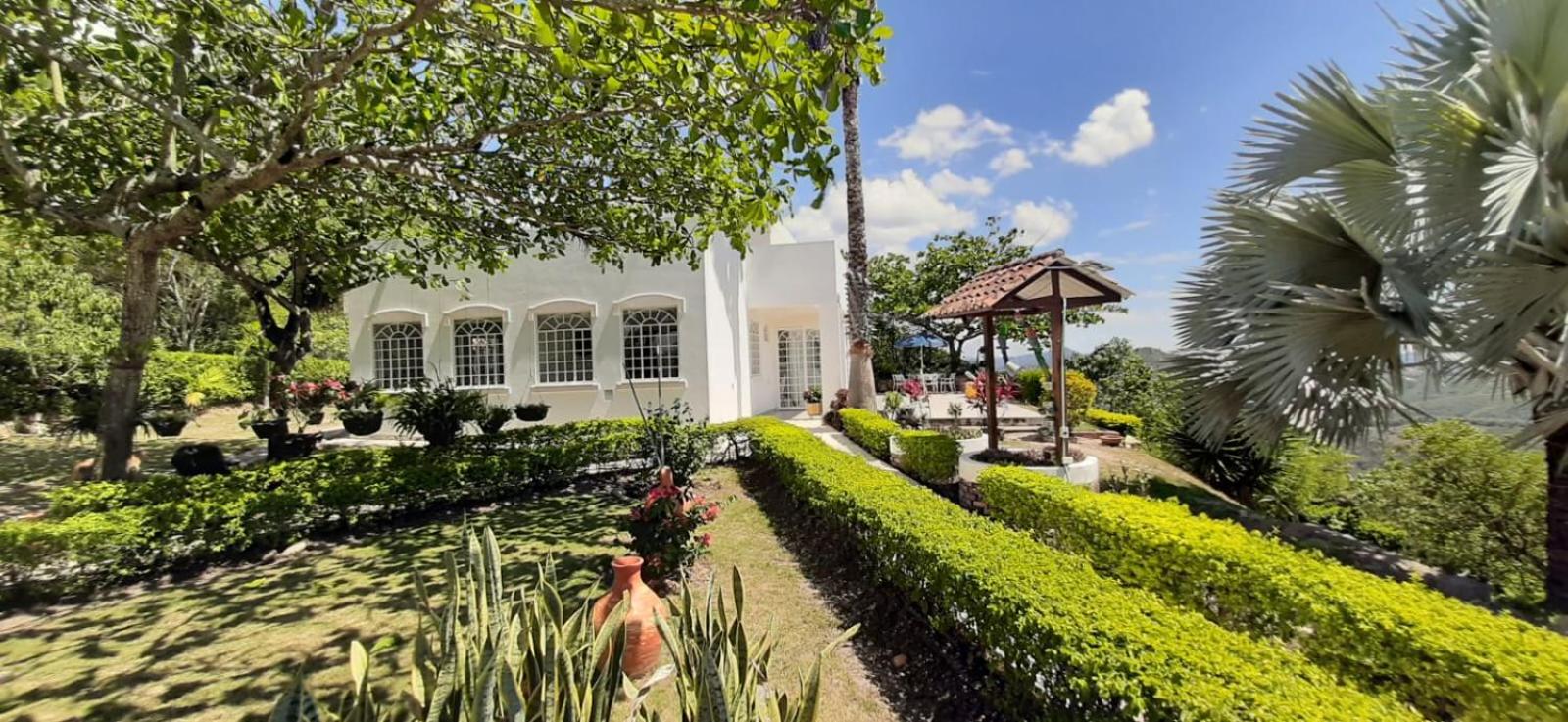 LA CASA DE TURRIN