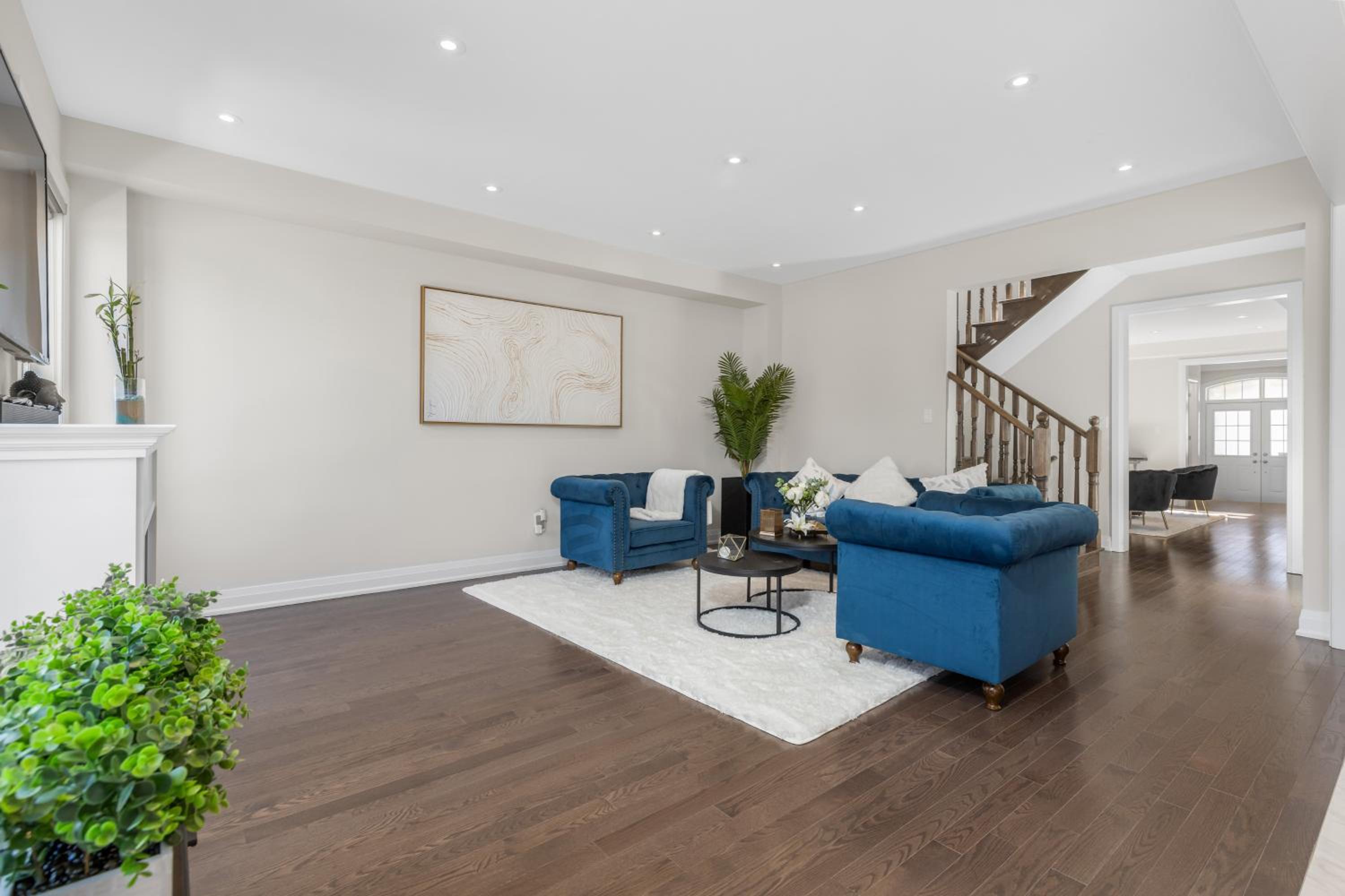 Executive 5BR-4BATH Detached Bramp/Miss Border