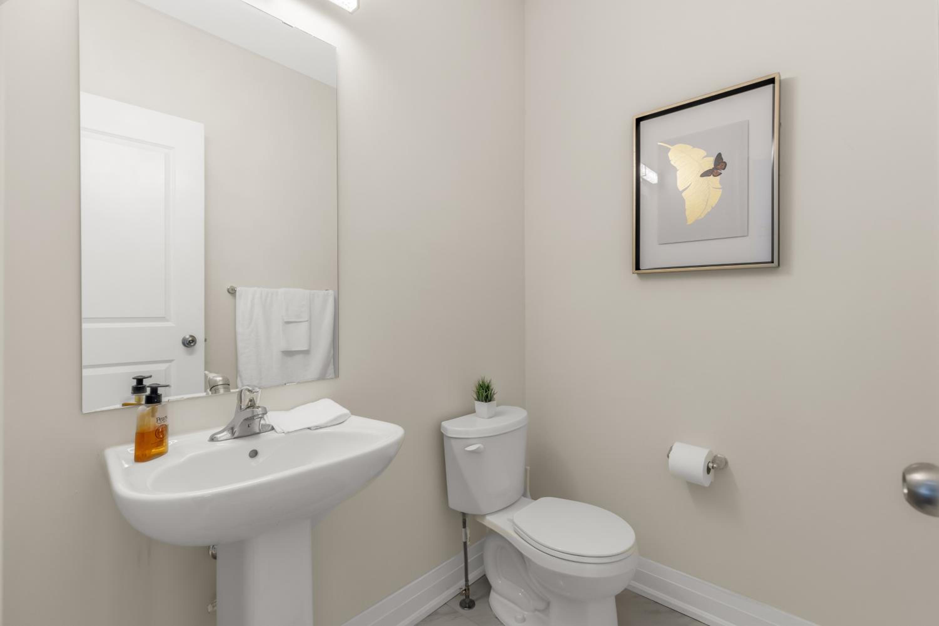 Executive 5BR-4BATH Detached Bramp/Miss Border