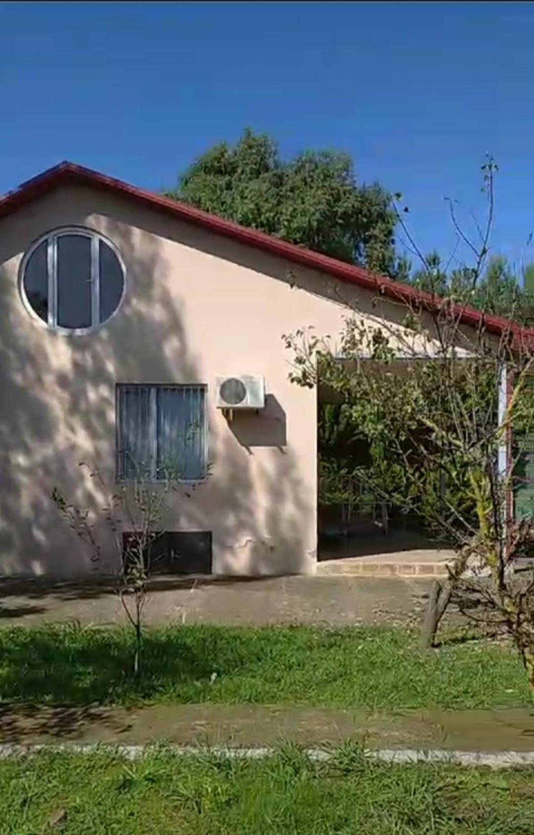 Pink house en Lankaran