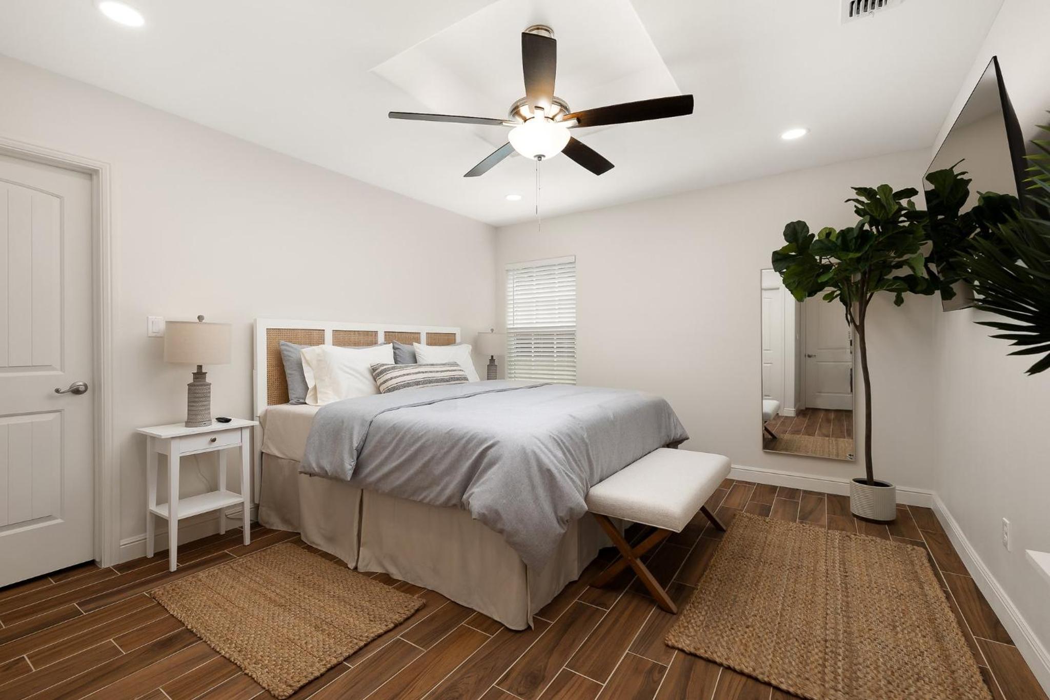 Charming Home in Downtown McAllen view 5