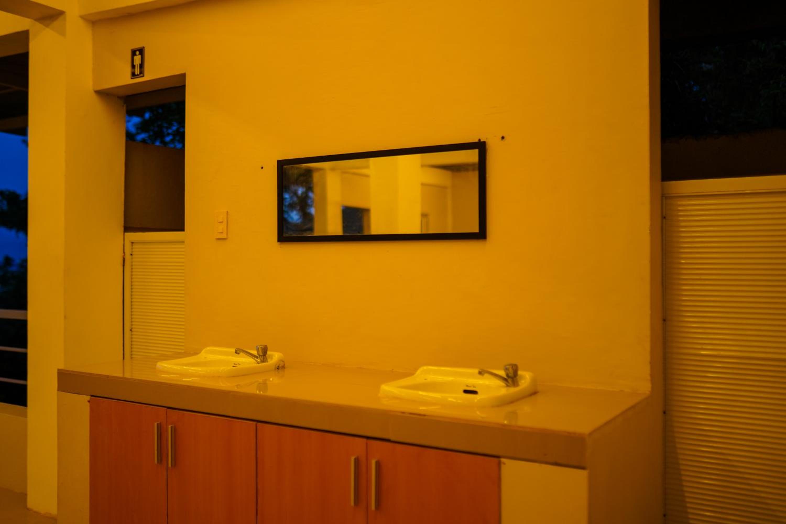 Photo 44