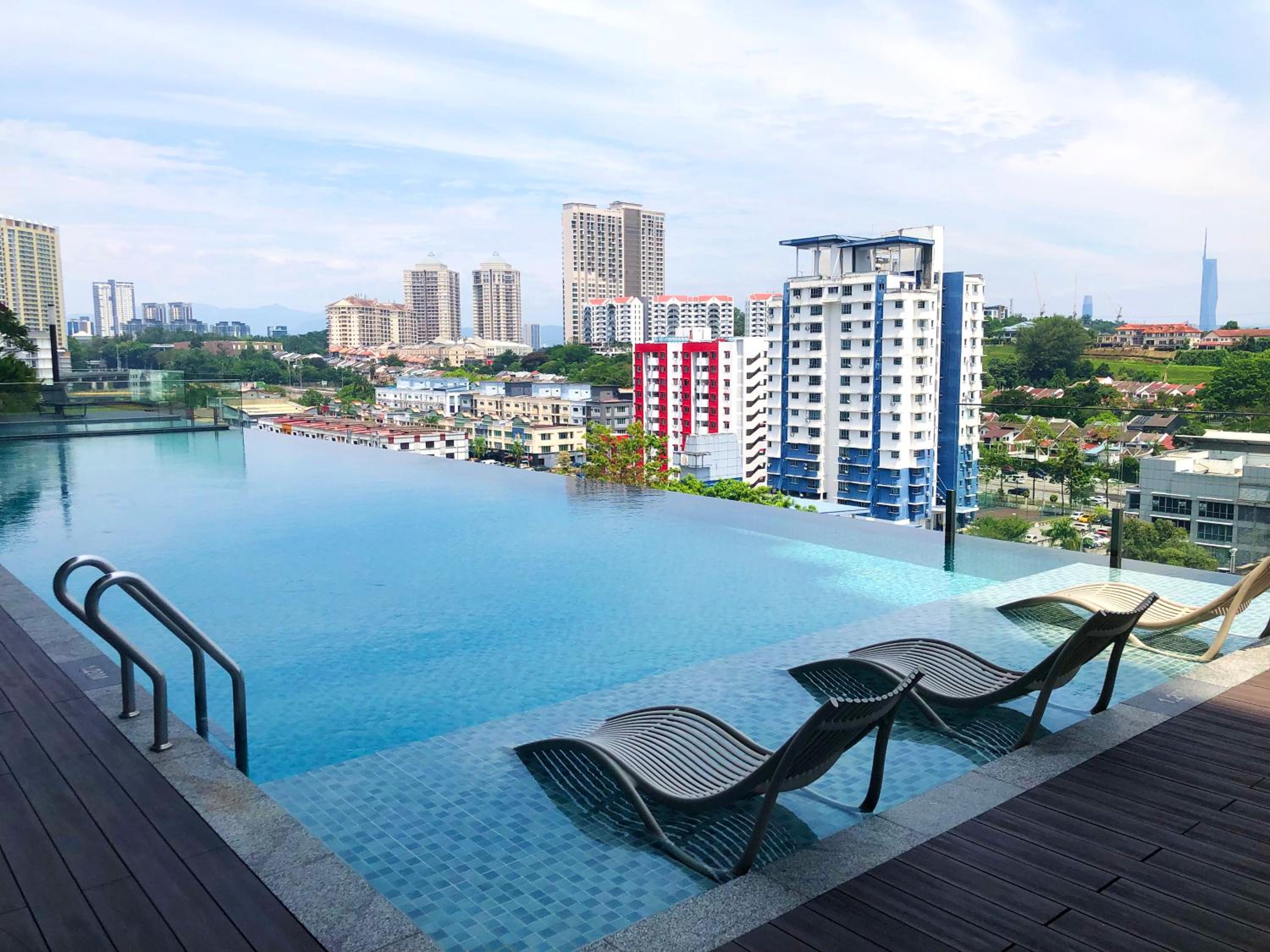 M and S Suite at Societe Suites Sri Hartamas, Mont Kiara