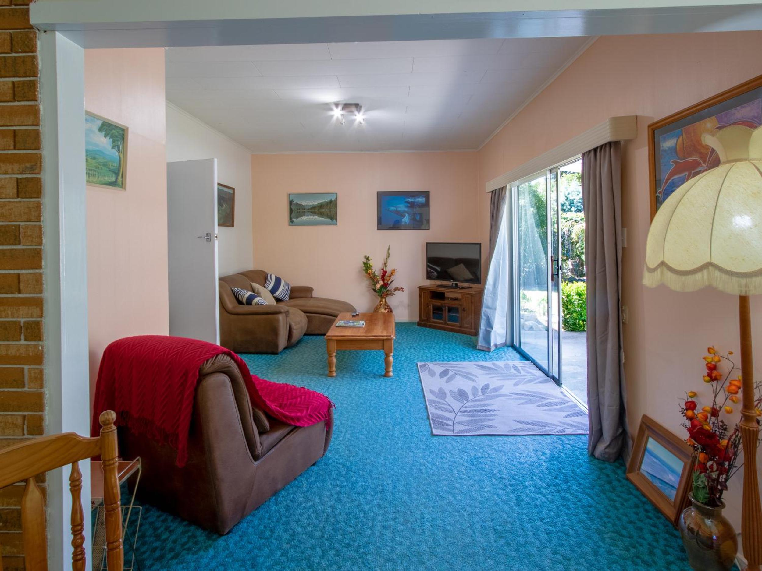 Kauri Cottage - Marahau Holiday Home