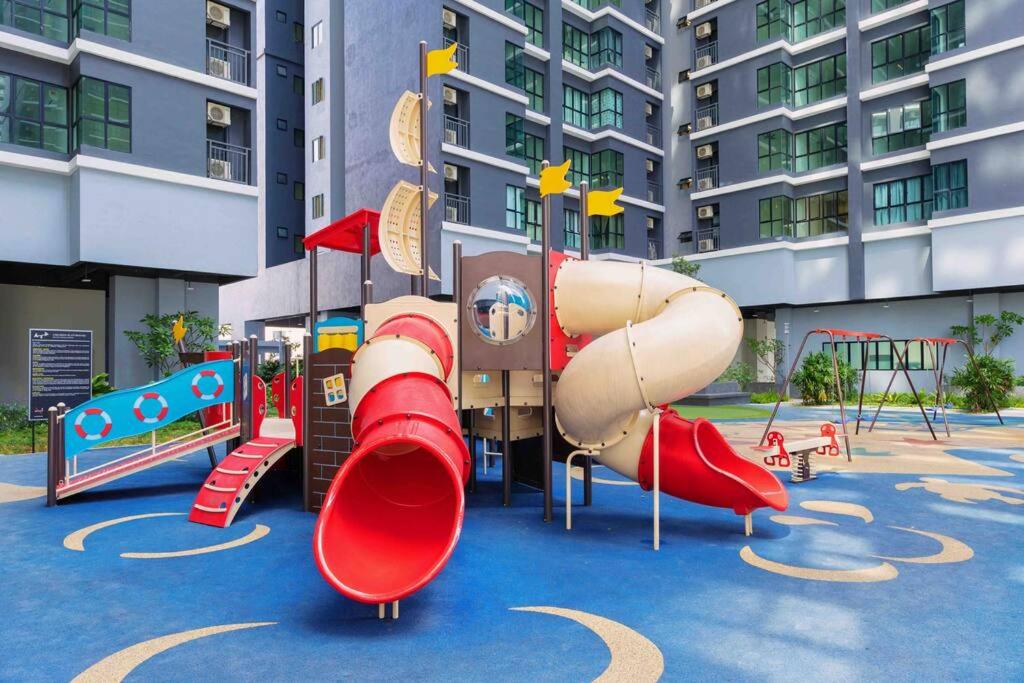 Majestic Maxim Oceanic Cottage 3BR Mrt 夜市中文房东