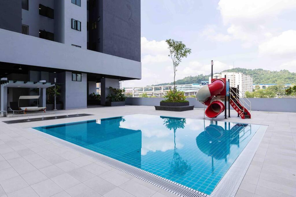 Majestic Maxim Oceanic Cottage 3BR Mrt 夜市中文房东