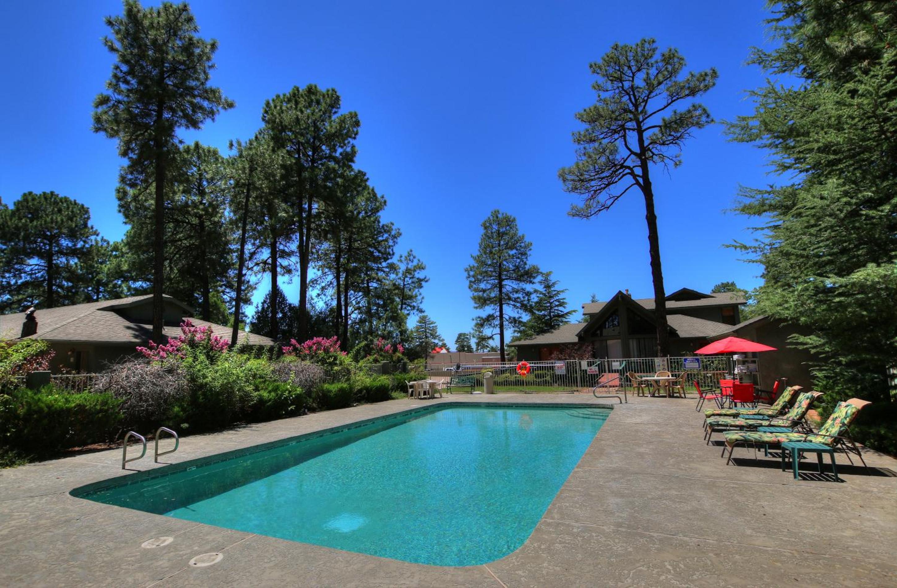 Payson Vacations - Majestic Mountain Inn - Property Image 5