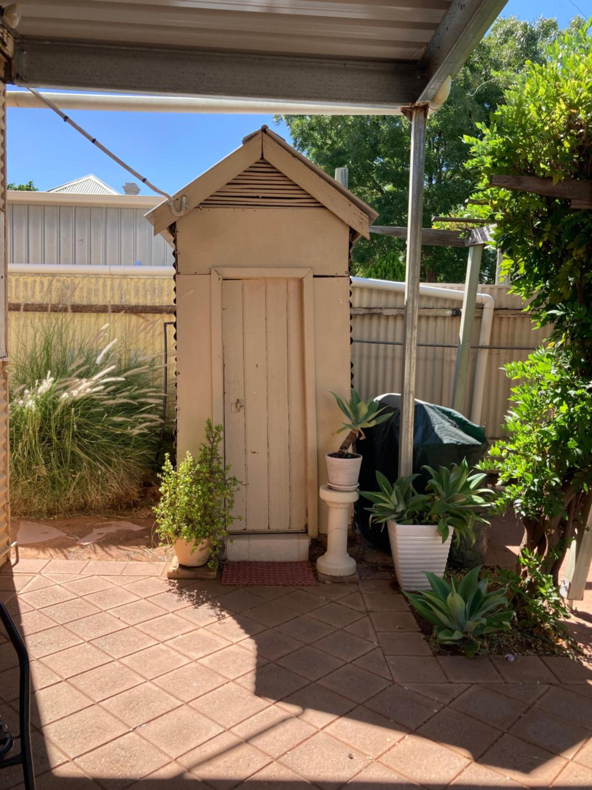Maeville Cottage