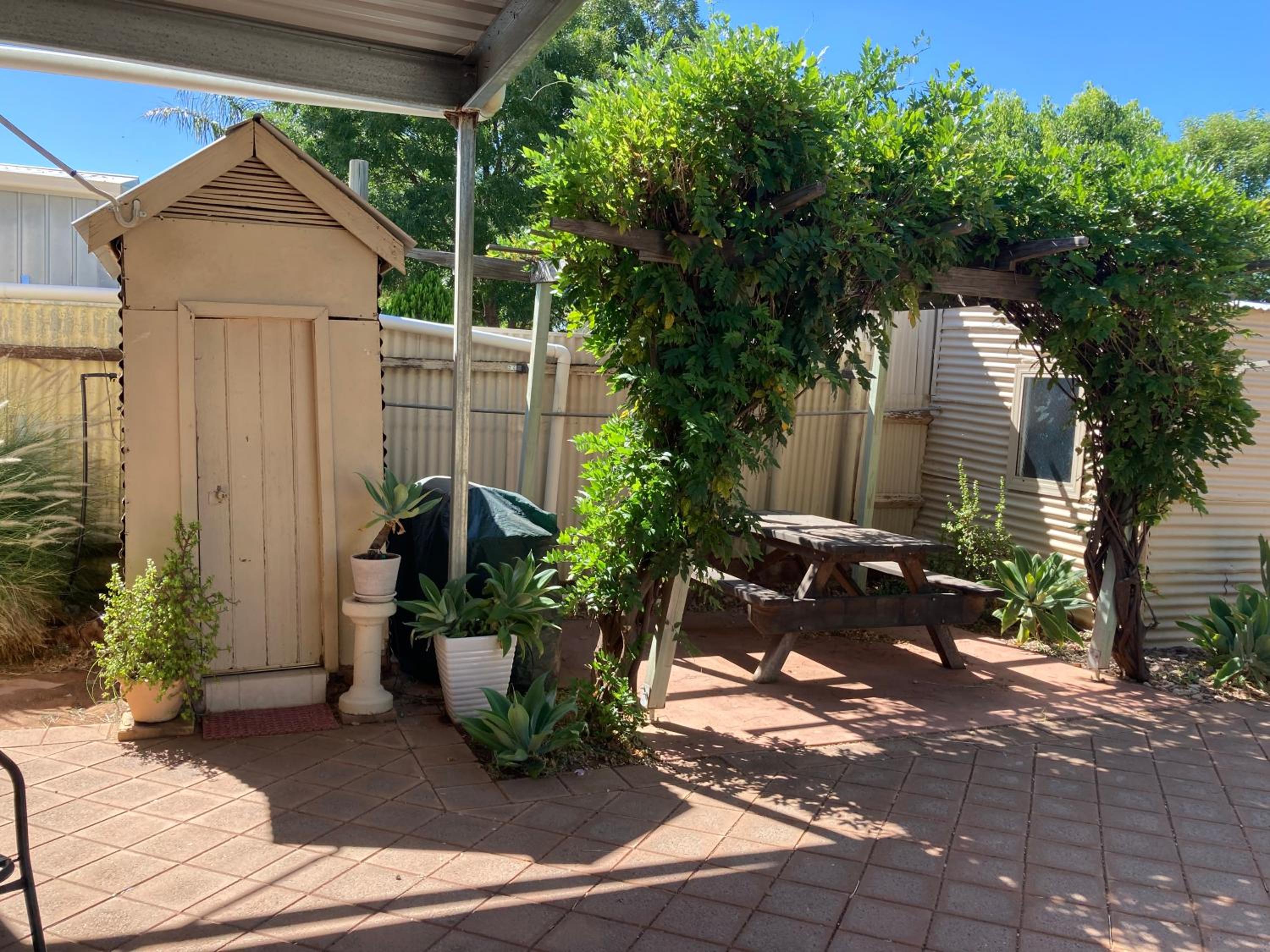Maeville Cottage