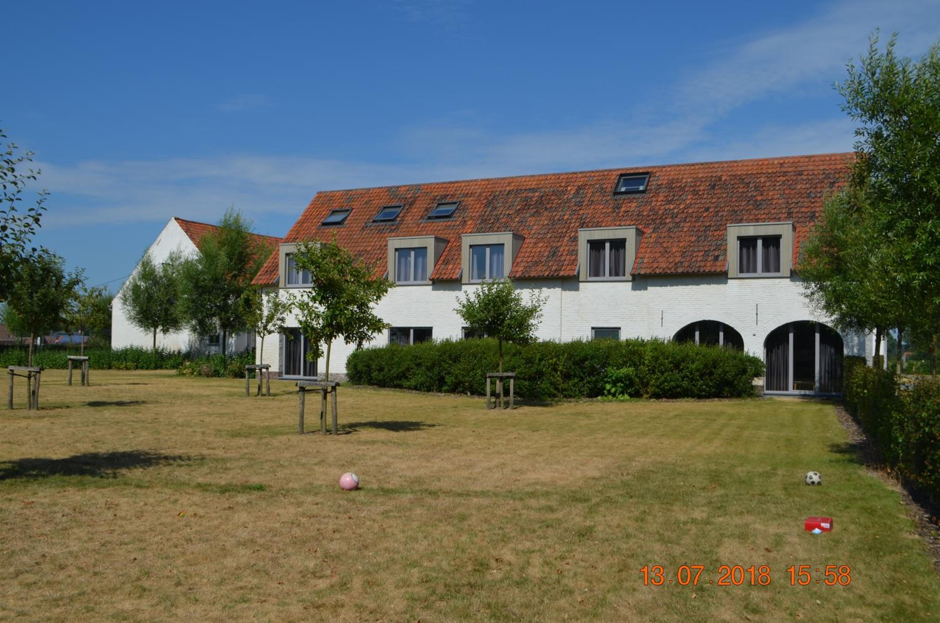 Photo 28