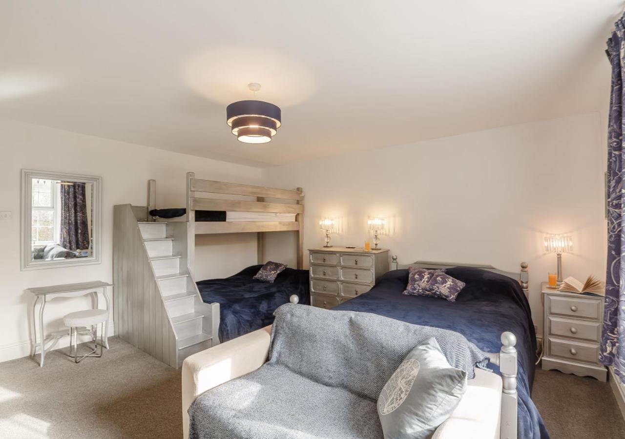 3 Bed in Llanbedrog oc-thehol