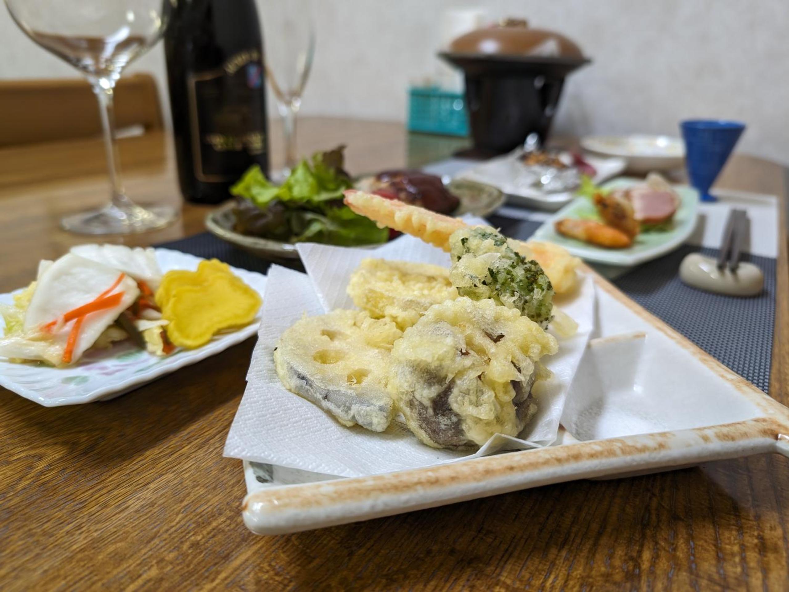 KANEKAKU