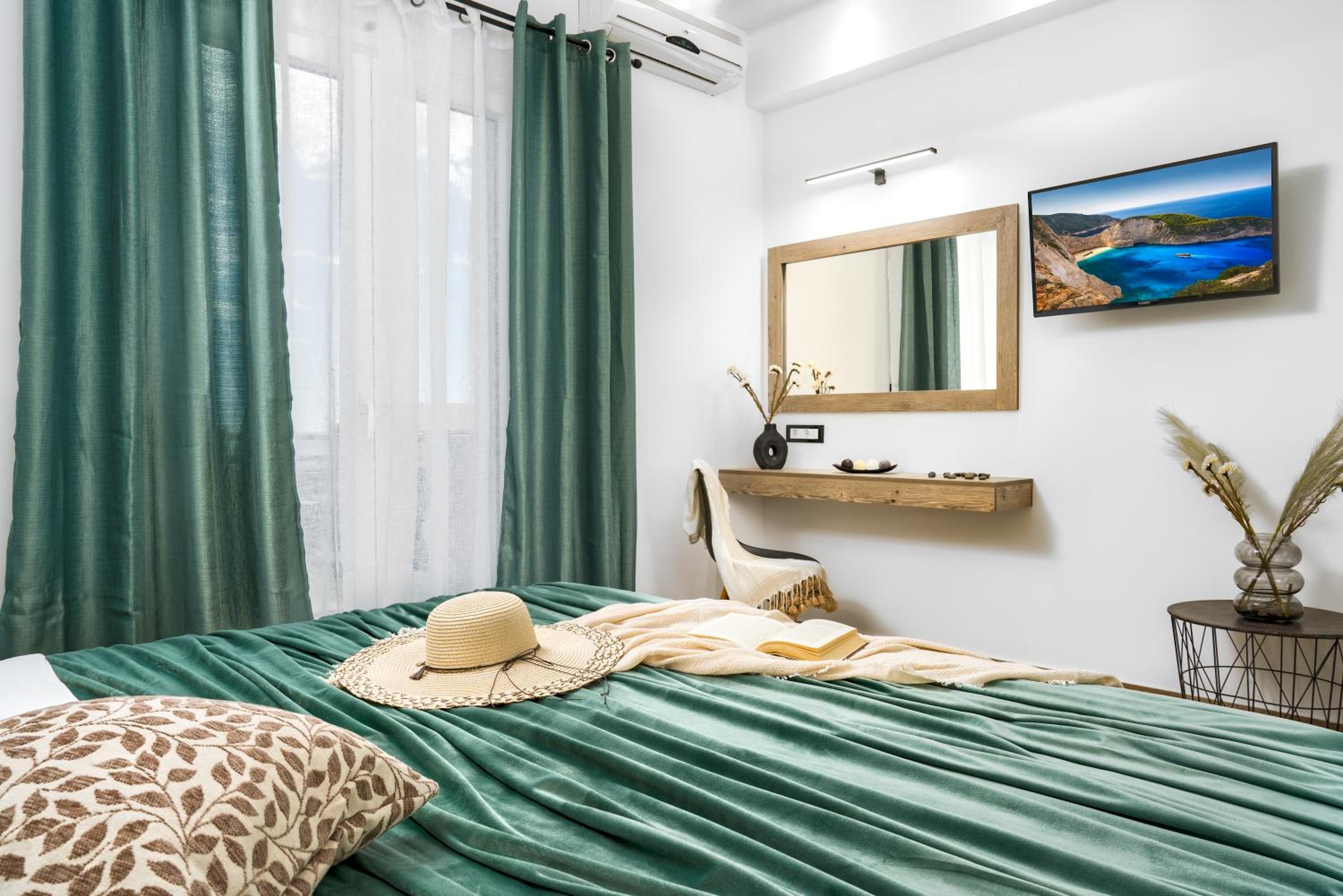 Laganas Vacations - Stathis Studios II with Sea View - Property Image 23