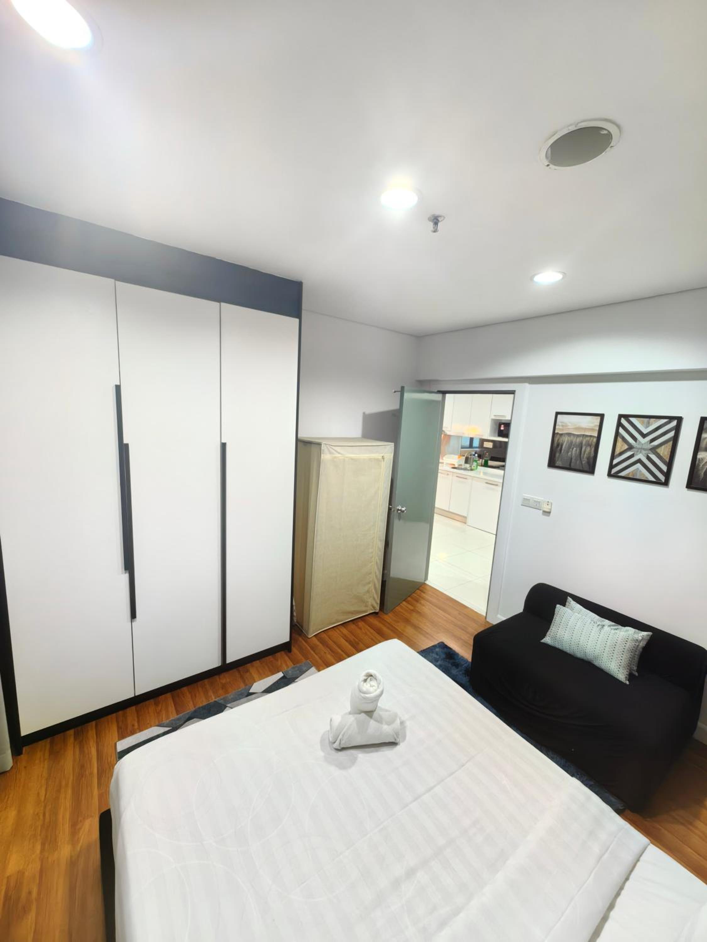 Summer Suites by Moon Orchid