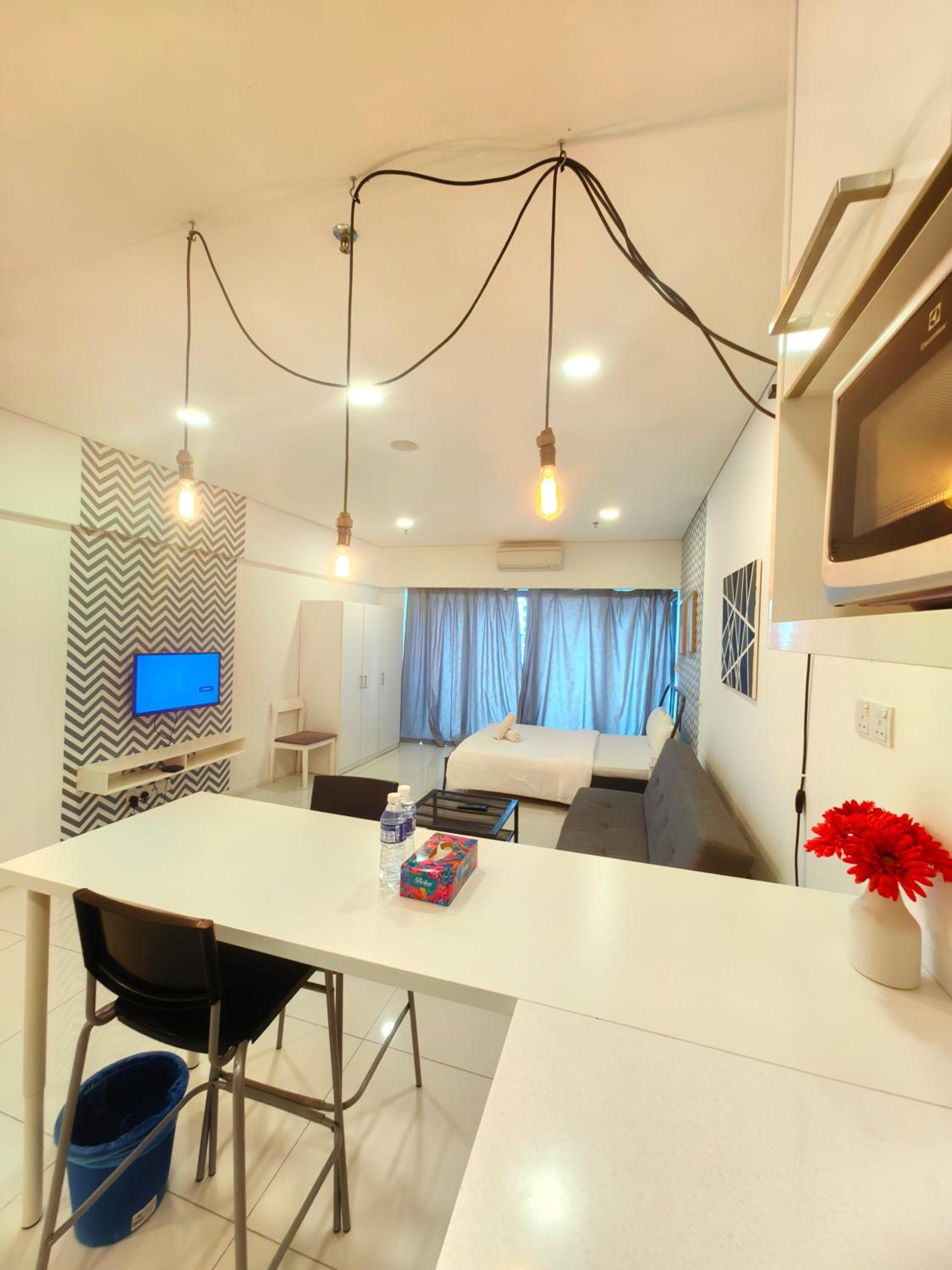 Summer Suites by Moon Orchid