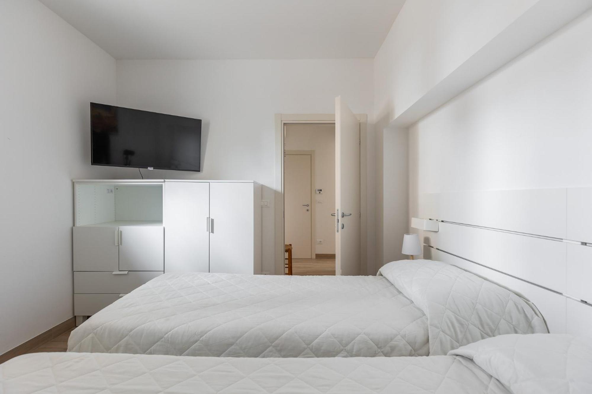 Azzurra1 view 2