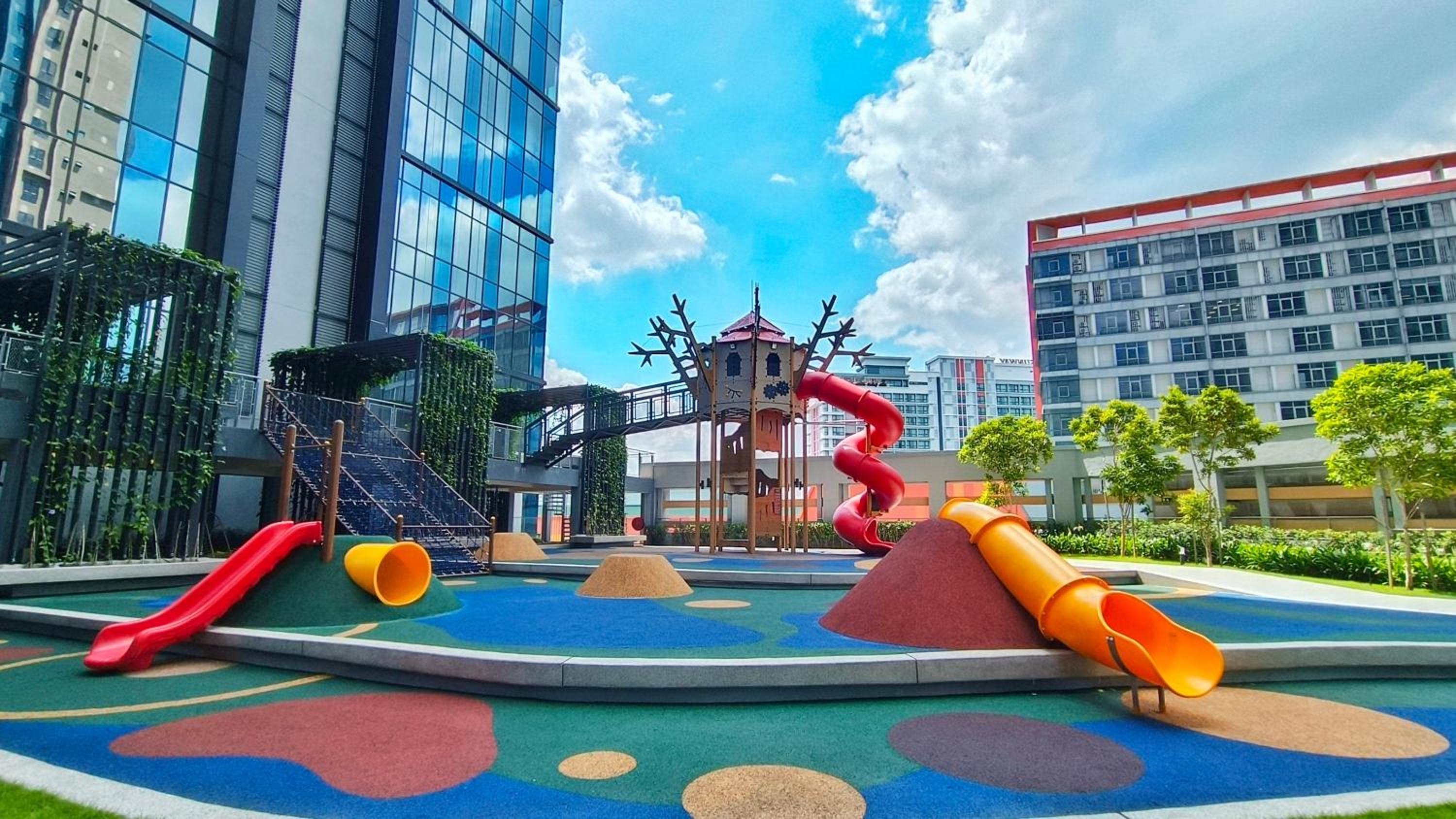 Sunway Velocity Two by manatidur