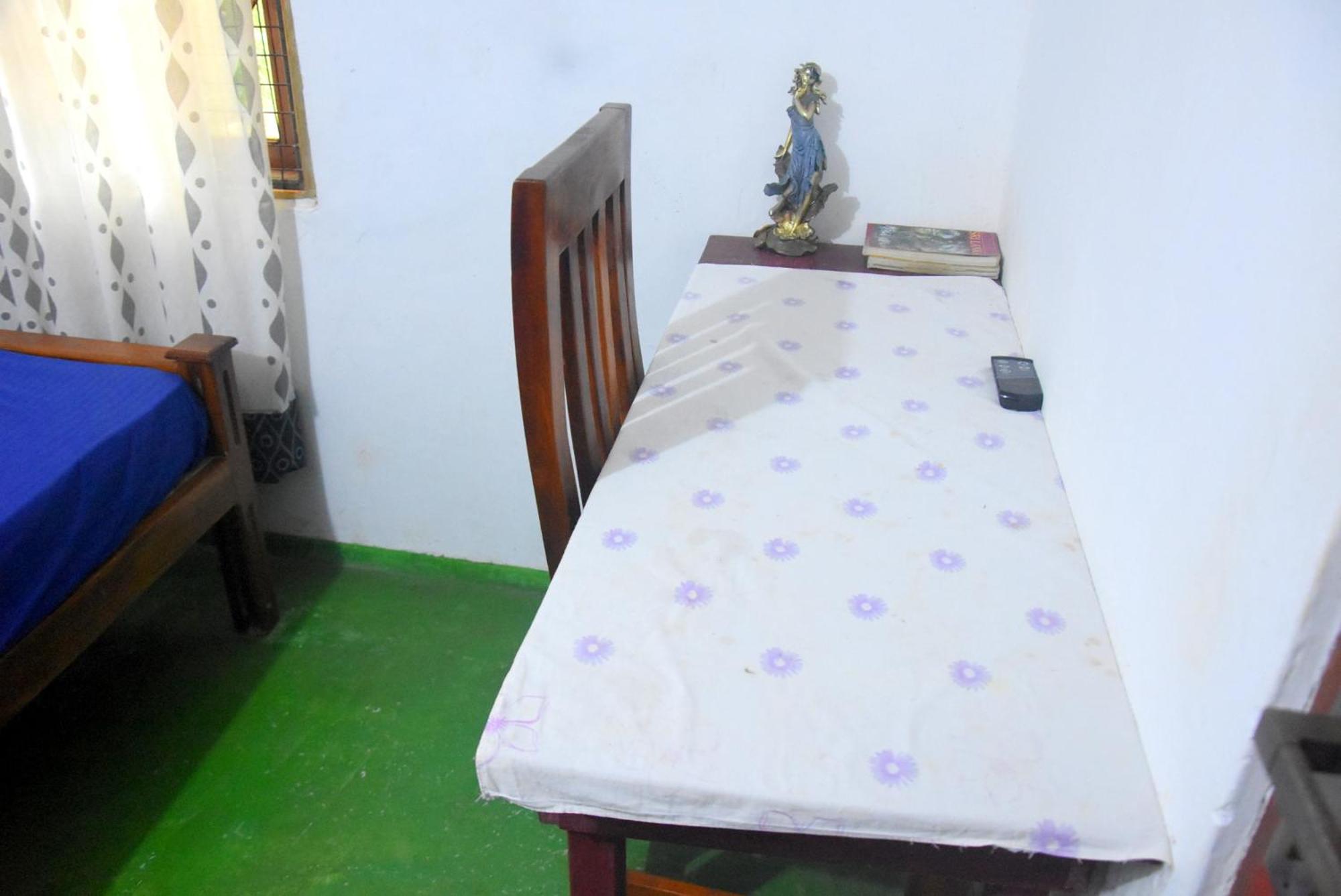 Meera Homestay & Guest House