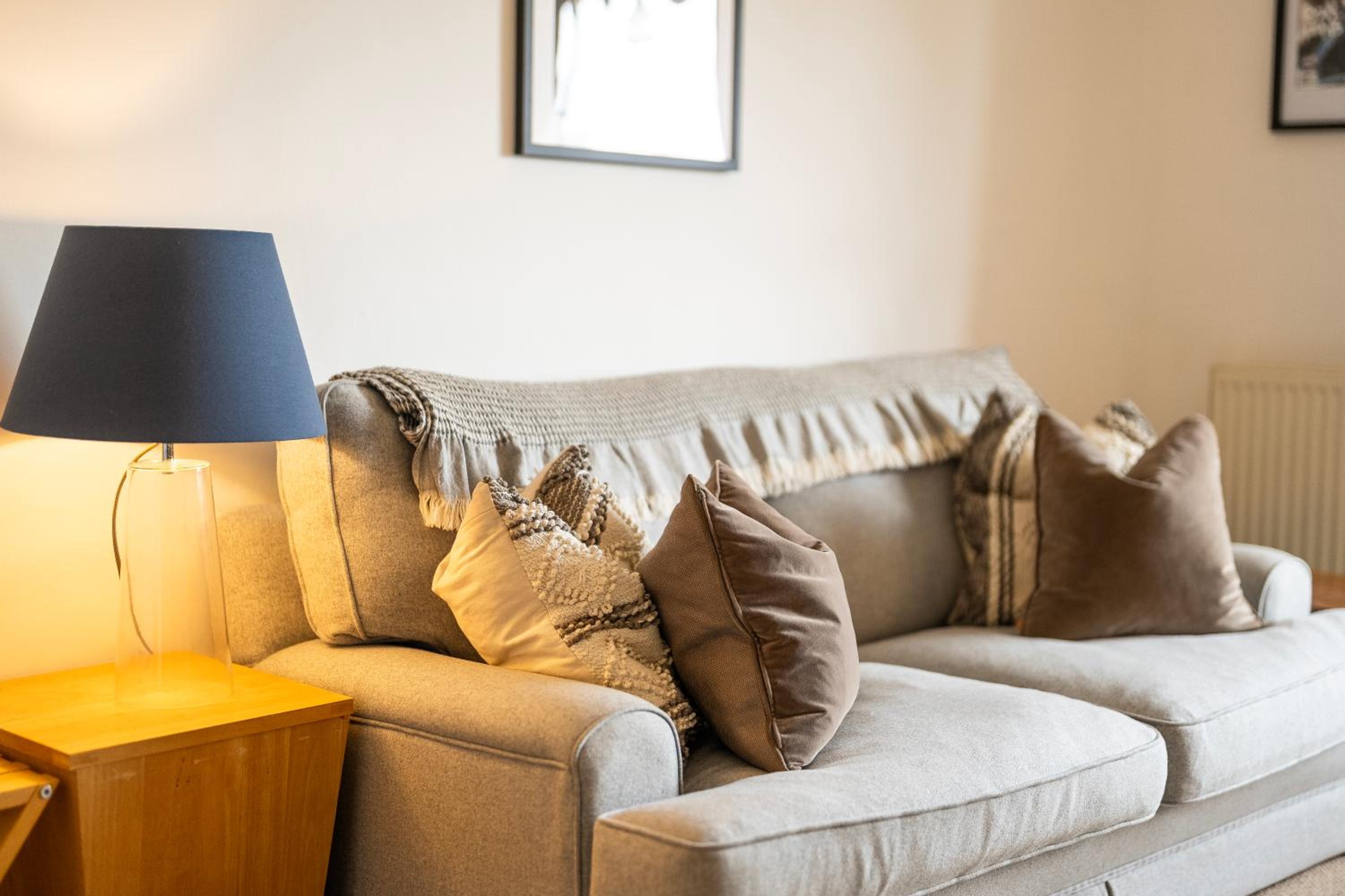 The Mews Flat, near Clifton Suspension Bridge with off-street parking