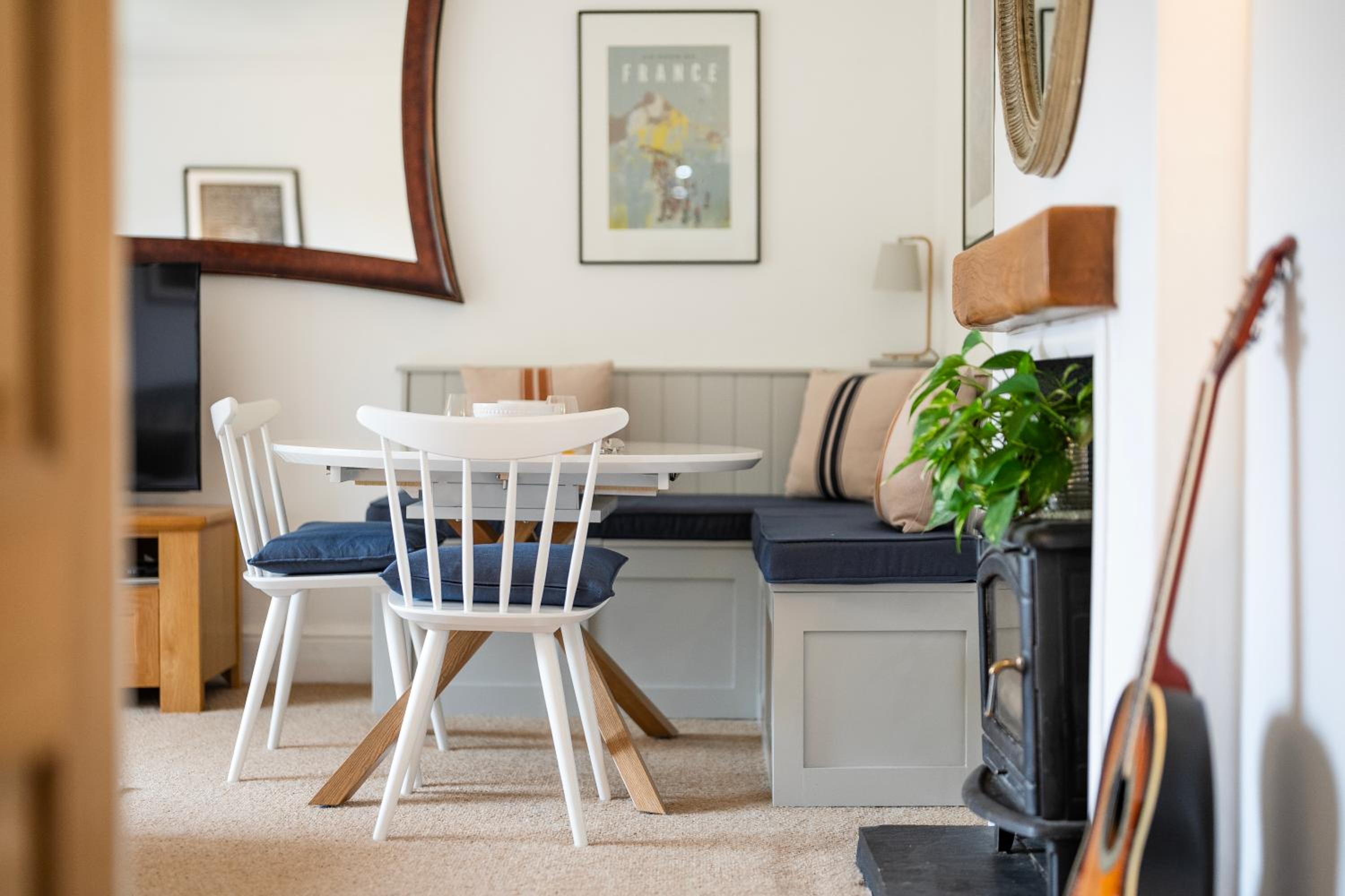 The Mews Flat, near Clifton Suspension Bridge with off-street parking