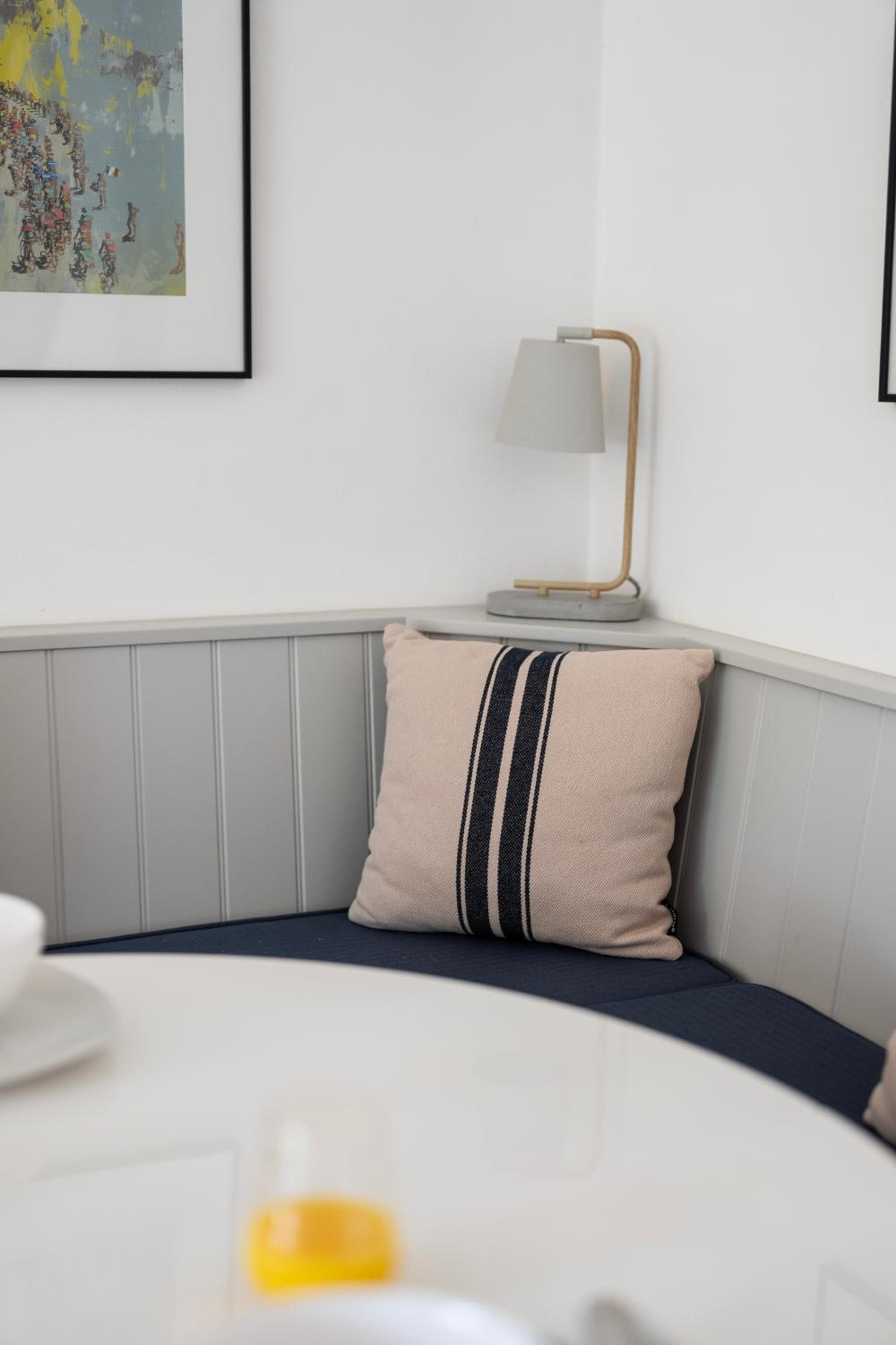 The Mews Flat, near Clifton Suspension Bridge with off-street parking