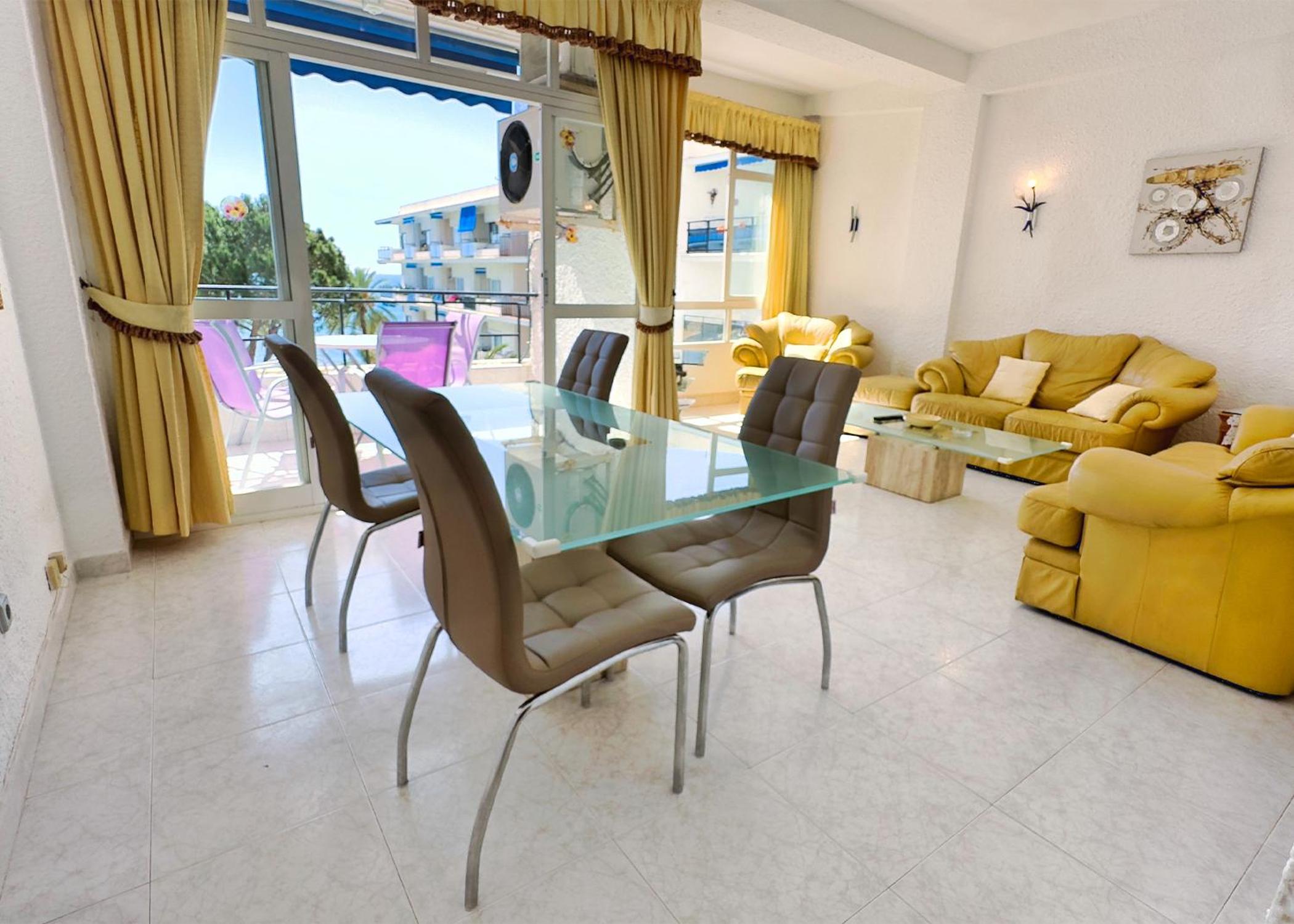 Marbella Vacations - Skol 439 Spacious and Refurbished Apartment with Sea Views - Property Image 6