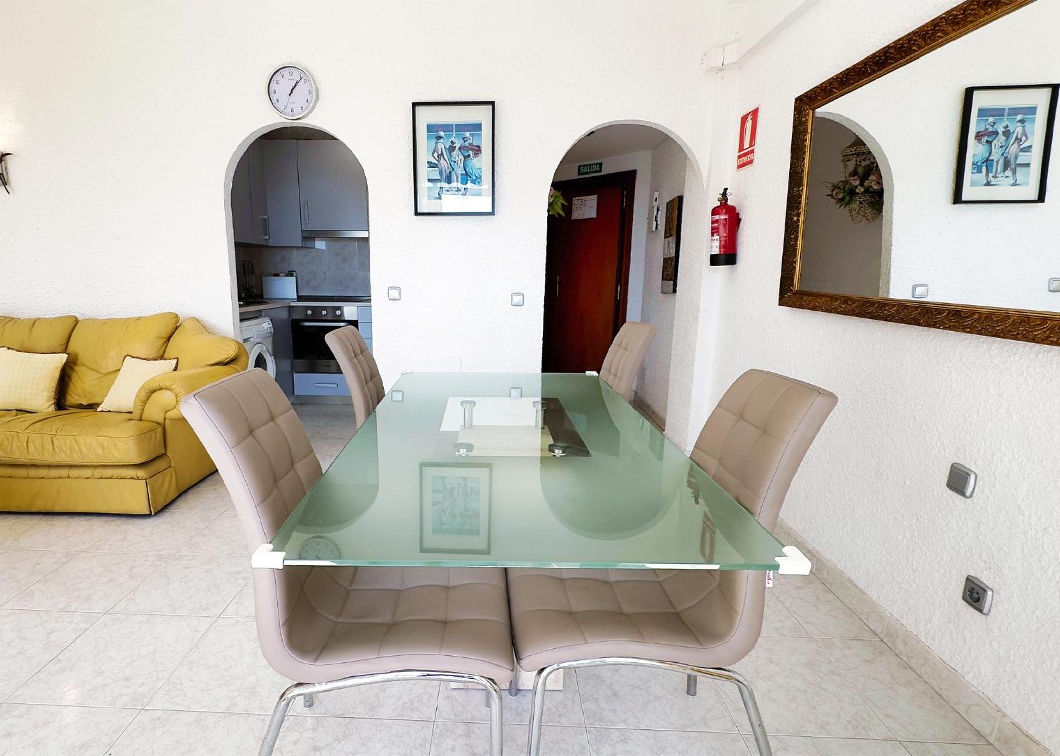 Marbella Vacations - Skol 439 Spacious and Refurbished Apartment with Sea Views - Property Image 11