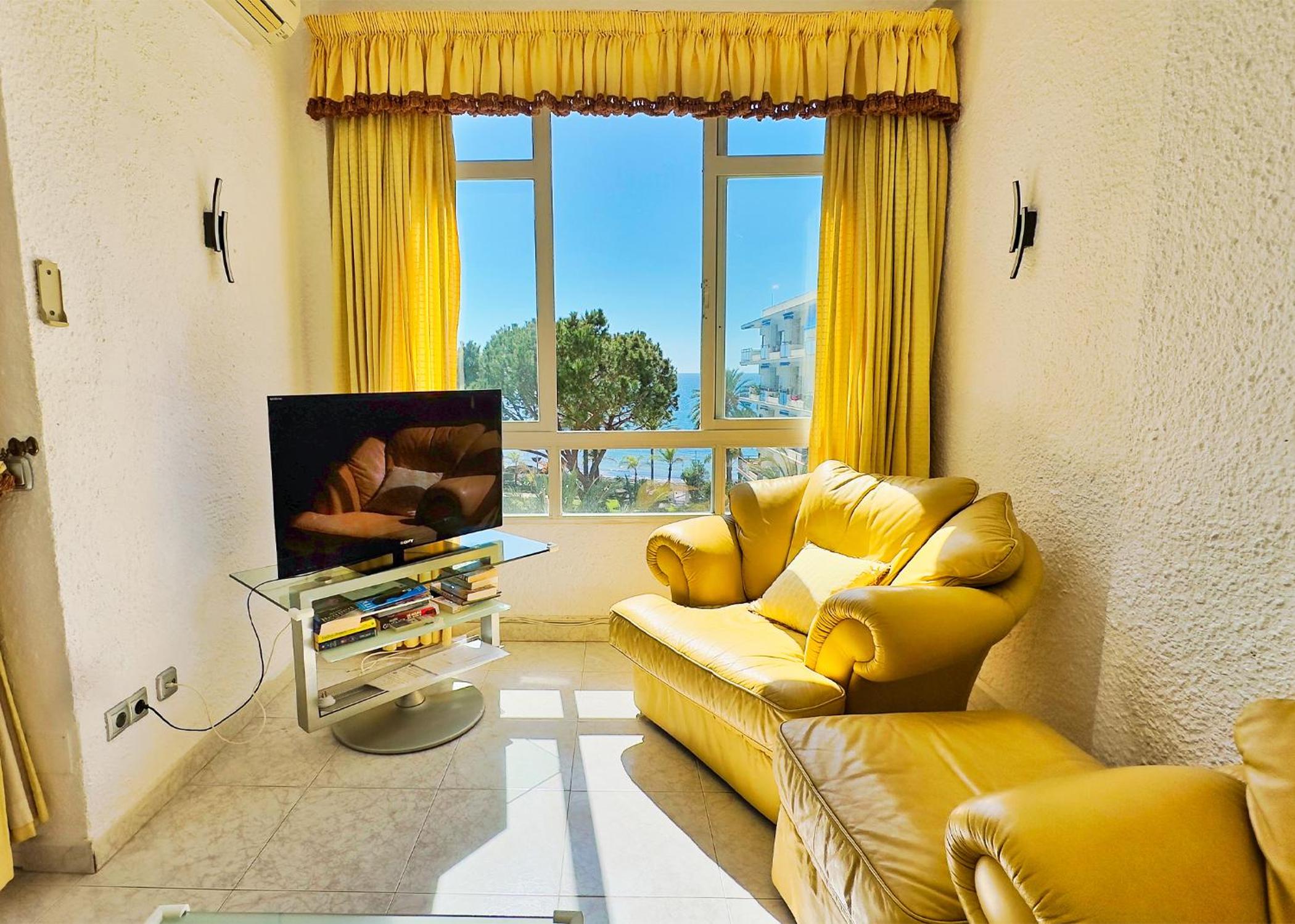 Marbella Vacations - Skol 439 Spacious and Refurbished Apartment with Sea Views - Property Image 23