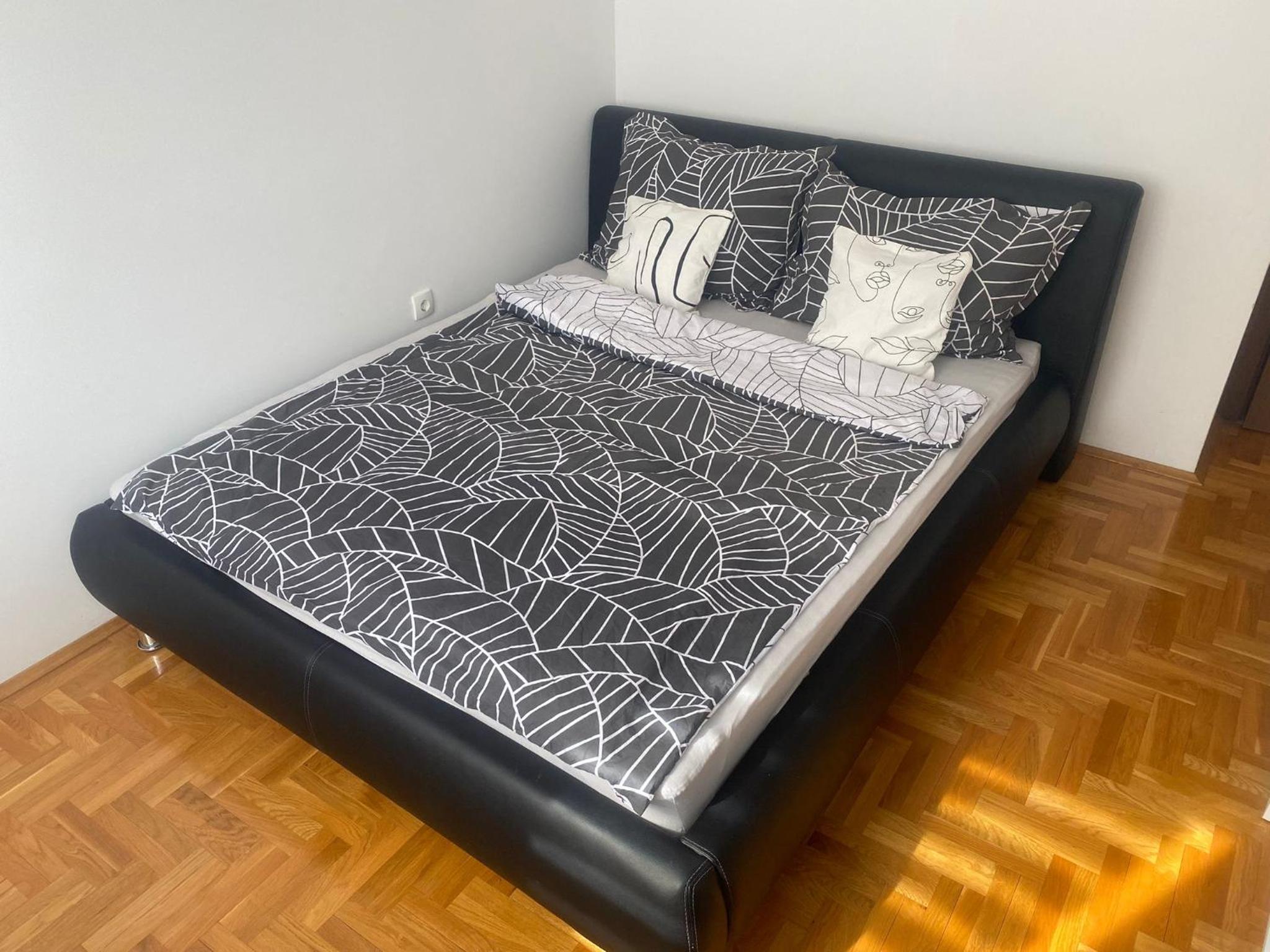 Apartment Elena