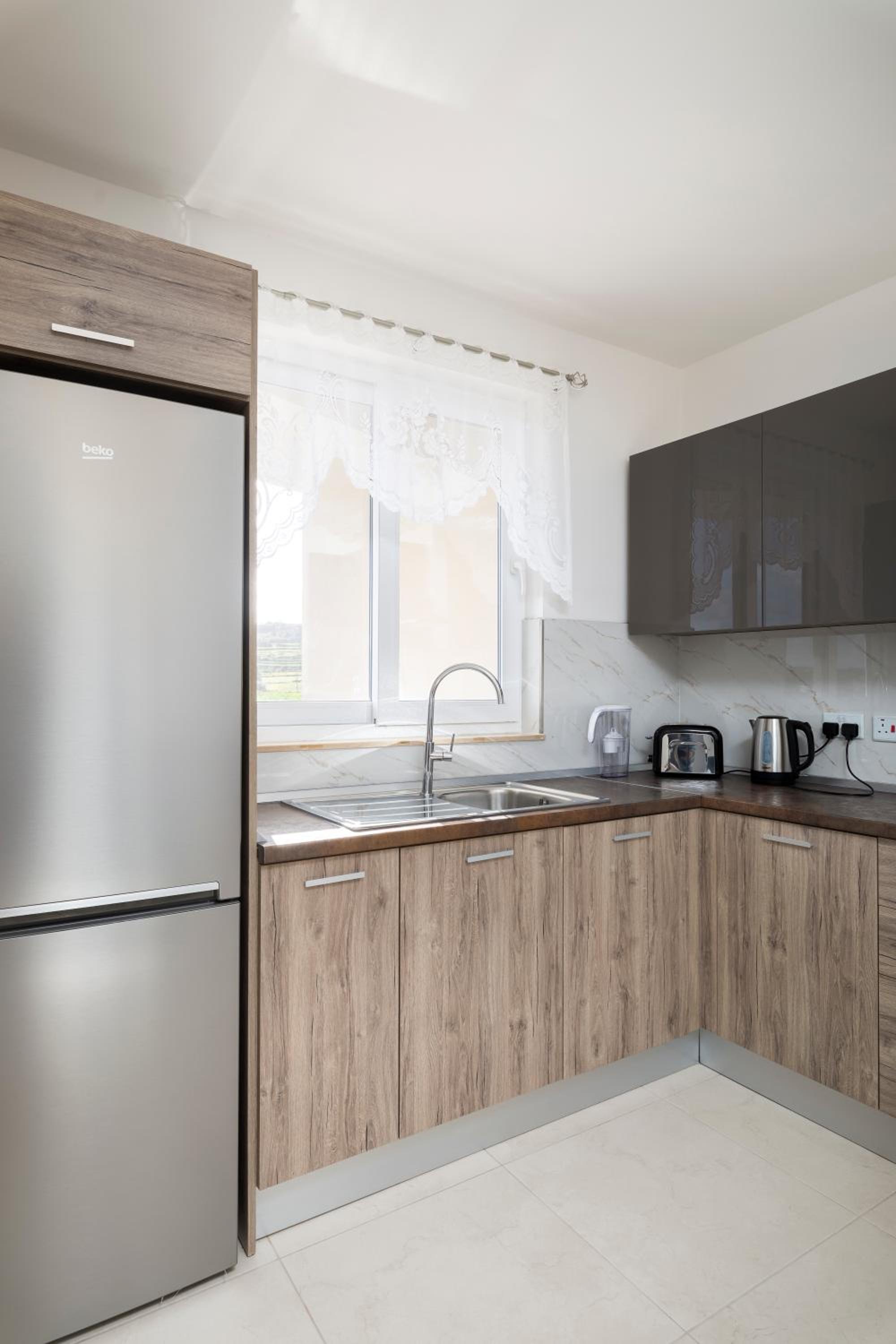 Modern & Spacious 2BR Apartment with Country Views - Close to Xemxija Bay photo 2