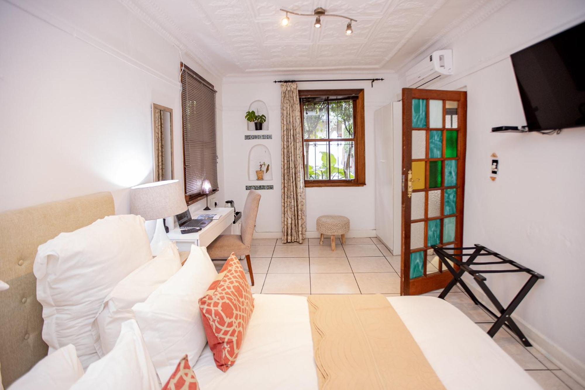 84 on Fourth Guest House