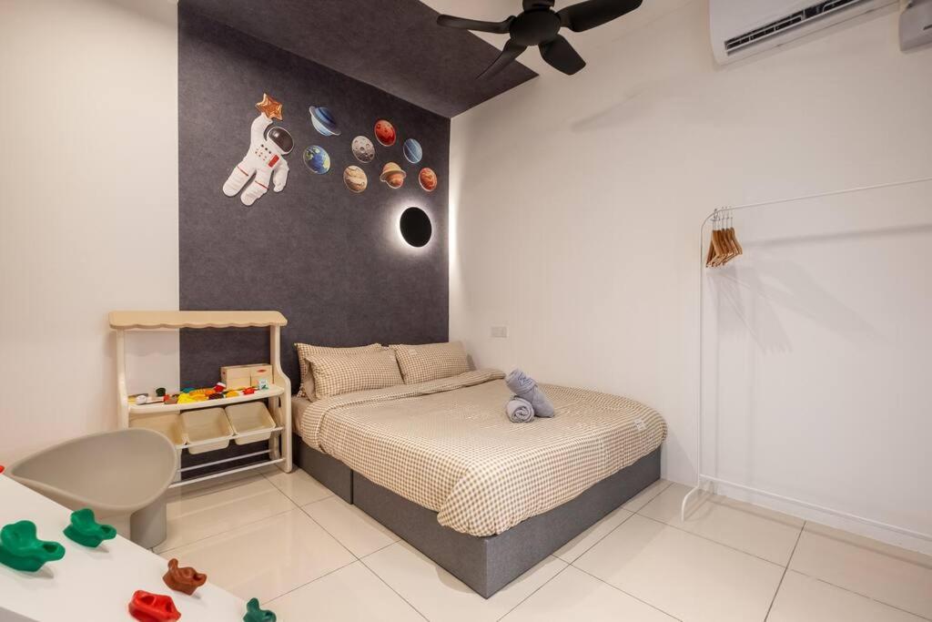 RetroJazz Kids House 15pax 4Room